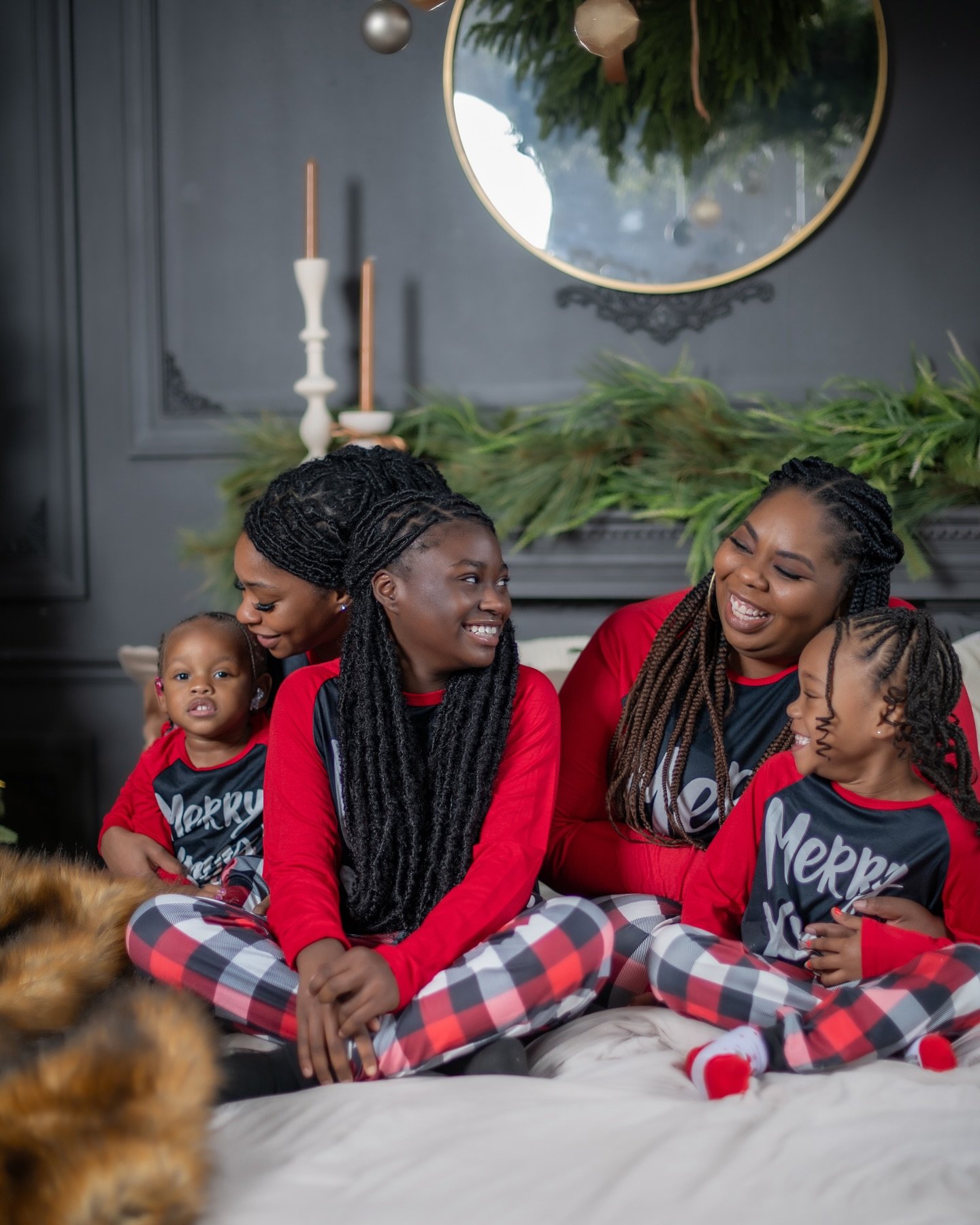 only 3 spots left! schedule your Christmas mini today!

#tancrowderphotography #tancrowderphoto #minisession #christmasmini #christmasminisessions #christmas #holidayphotos