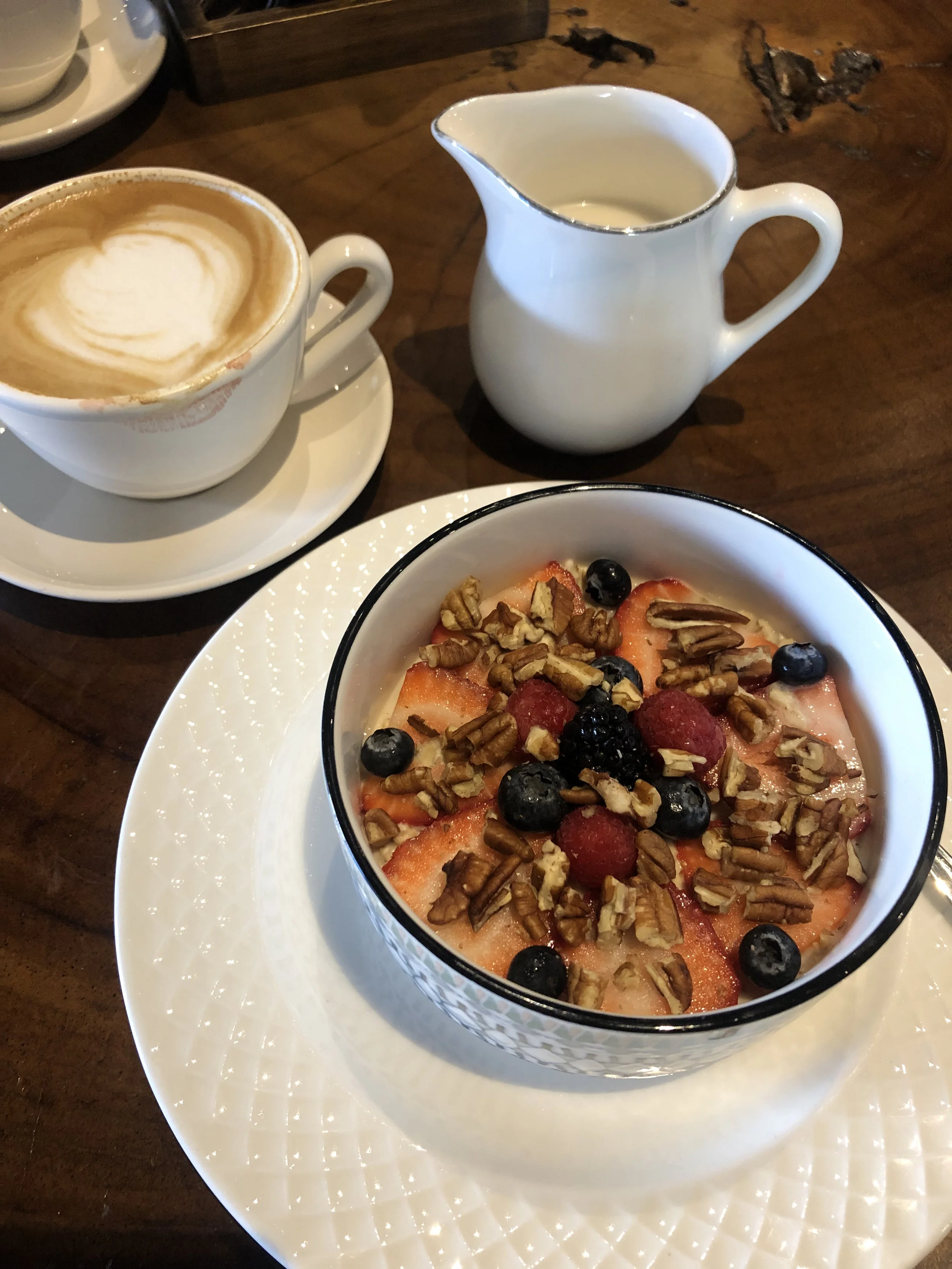 Photo: Latte and Overnight oats with almond milk