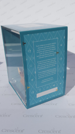 A sleeve printed in the blue color of a world famous brand. Tiffany