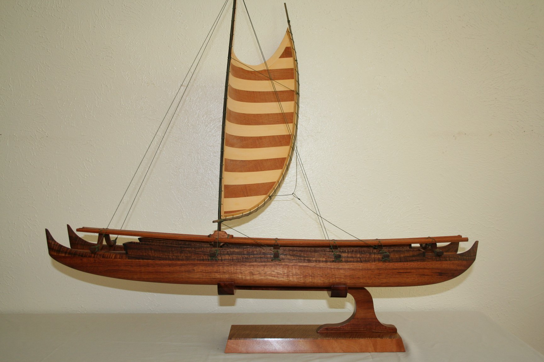 HAWAIIAN SAILING CANOE