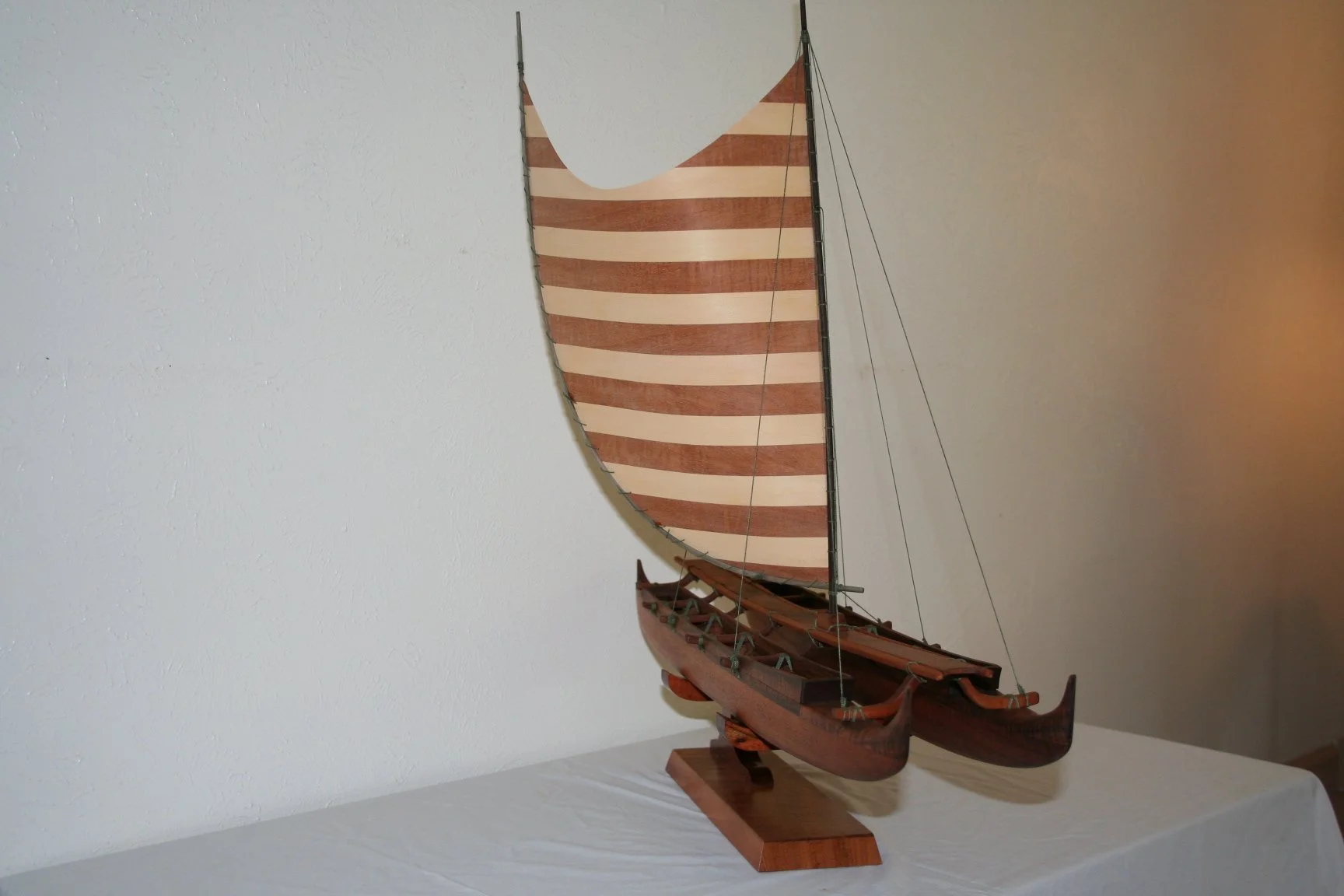 HAWAIIAN SAILING CANOE