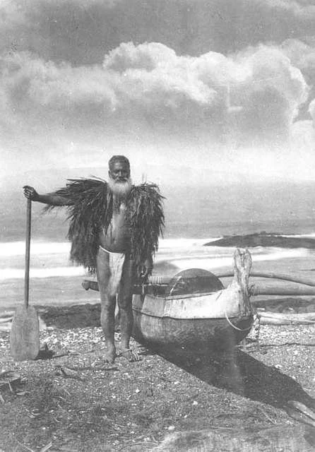  ca. 1890 photographic image of a Hawaiian fisherman in a malo and ahu la’i 