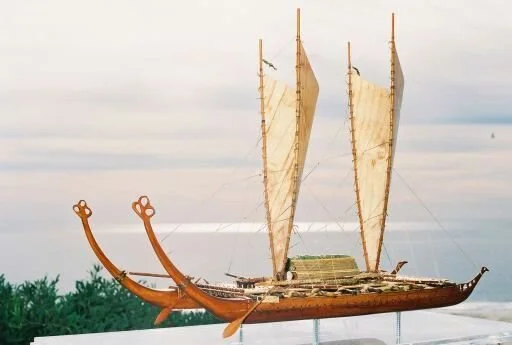  Marquesan double-hulled voyaging canoe    https://en.wikipedia.org/wiki/Marquesas_Islands  