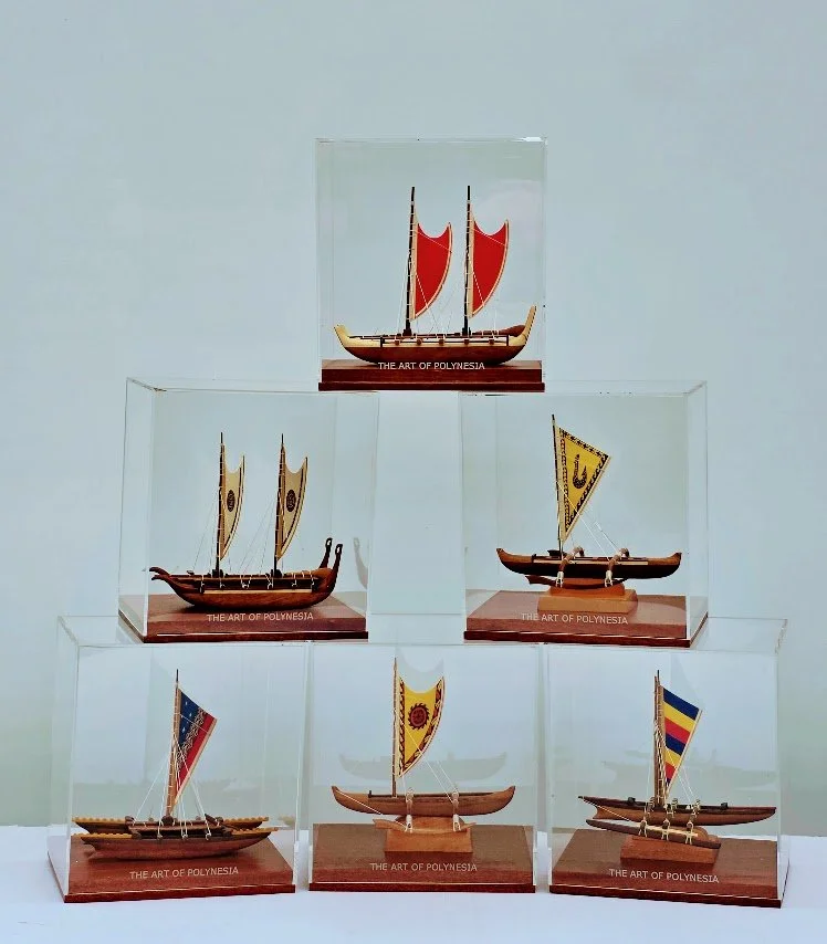   THE EONO RANGE OF CANOE MODELS   From top to bottom and left to right:  - Hokule’a, Star of Gladness  - Marquesan canoe double hull with hand-painted sails  - Hawaiian racing canoe with double outrigger and hand-painted sail  - Samoan double-hulled