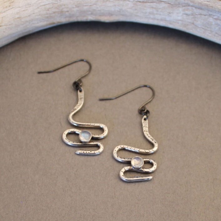 Serpent-earrings-silver.jpg