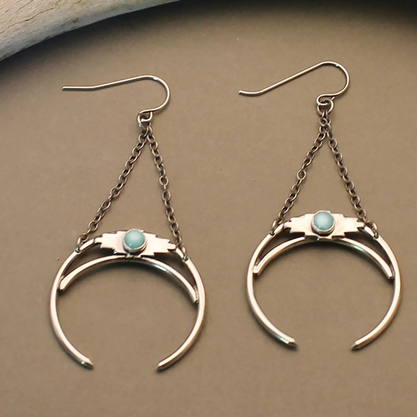 Aztec+naja+earrings+silver.jpg
