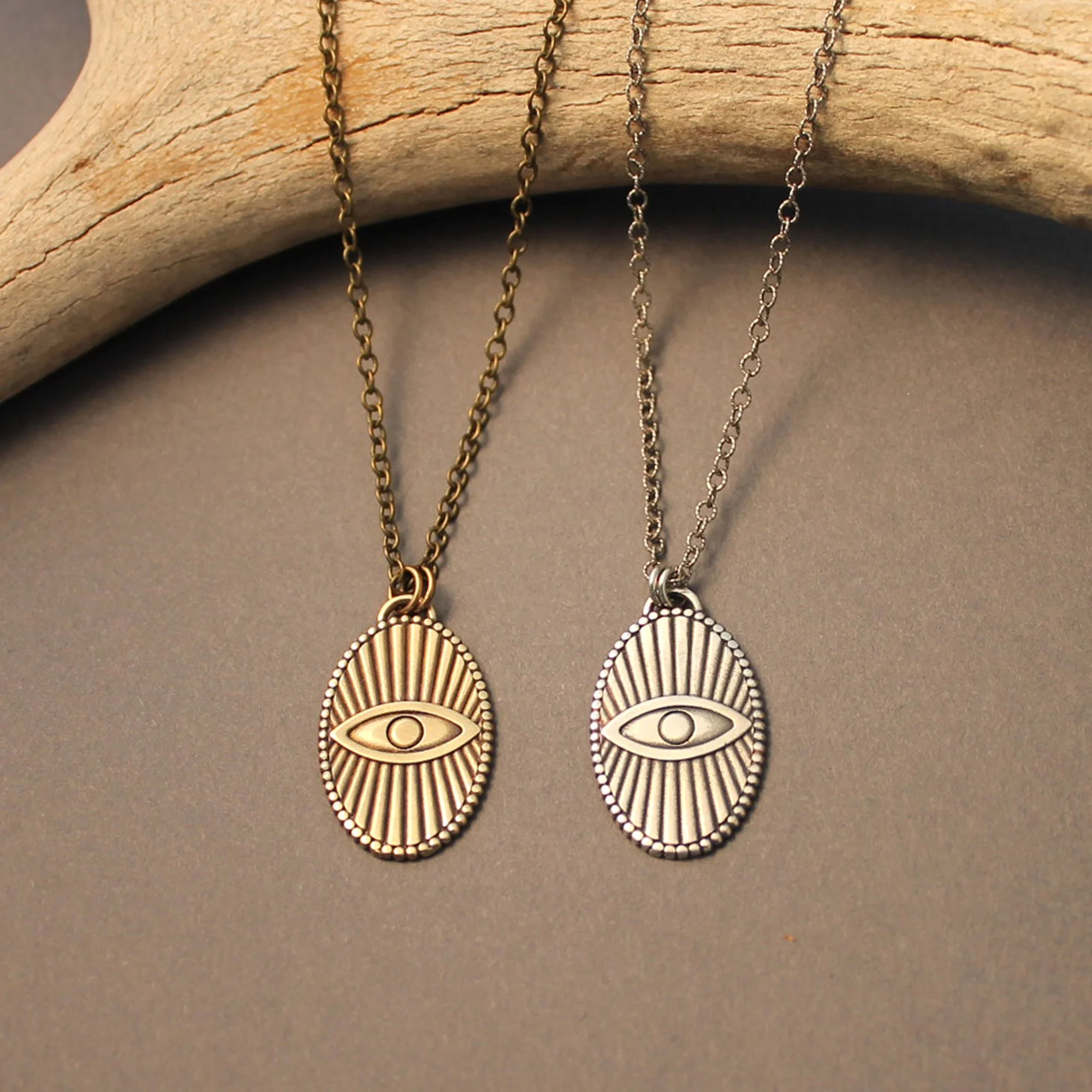 Eye-necklace-short-no-beads-both.jpg