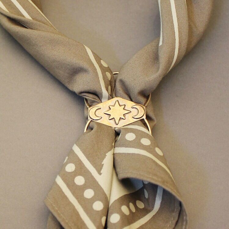 Bandana bolos back in stock on the site!! In silver or brass. These are my fav ✨✨✨