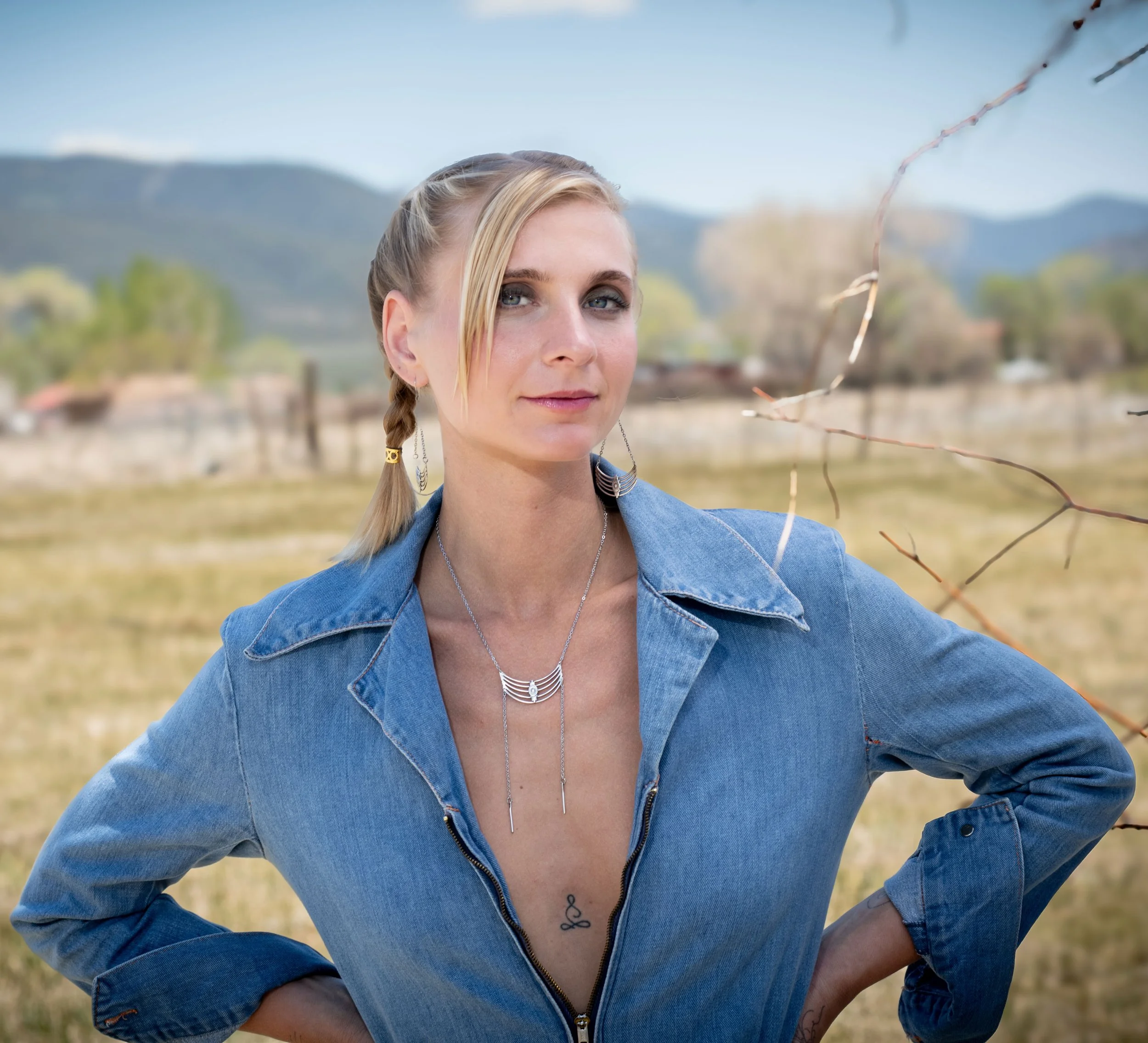 Coyote-earrings-and-necklace-1.jpg