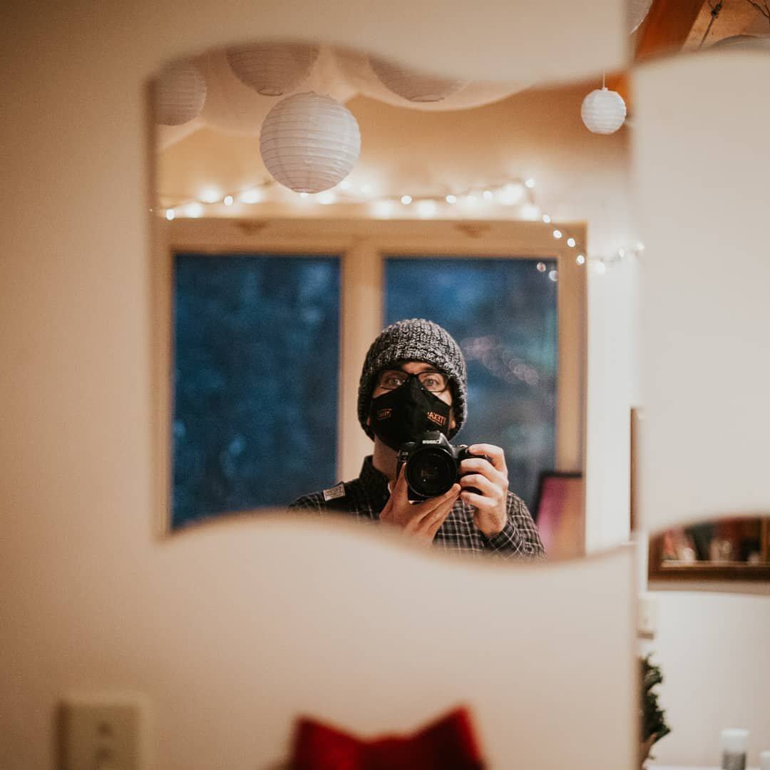 Hi everyone! My name is David and I'm do the wedding photographer things. I started school and used photography as a way to pay for college. However I fell in love with this job so much that I just took my degree and filed that thing away with &quot;