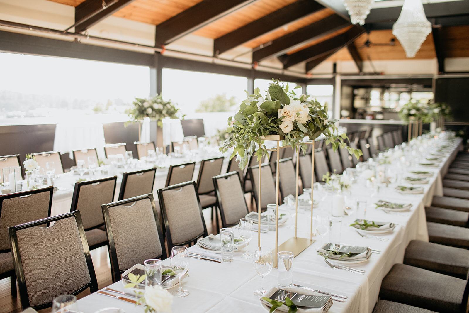 Sublime Stems | Justin Worrell Photography | Olympic Rooftop Pavillion | Wedding Wise
