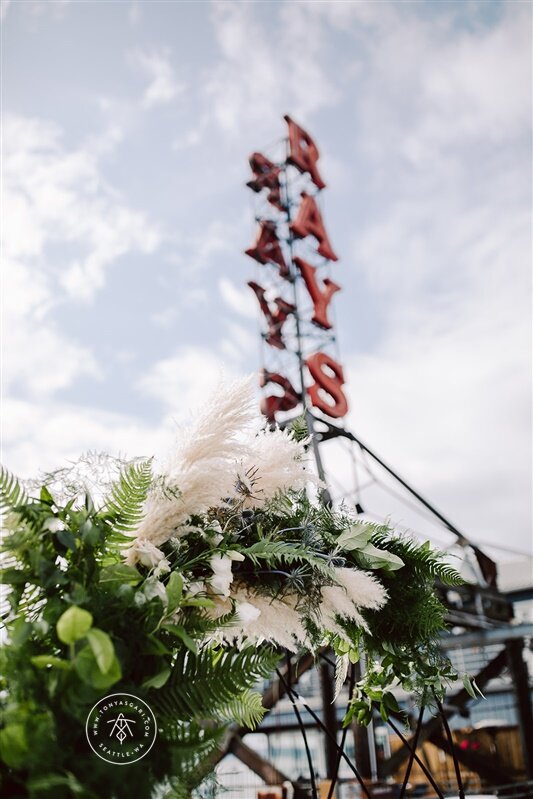 Sublime Stems | Tony Asgari Photography | Ray's Boathouse | New Creations Wedding Design & Coordination