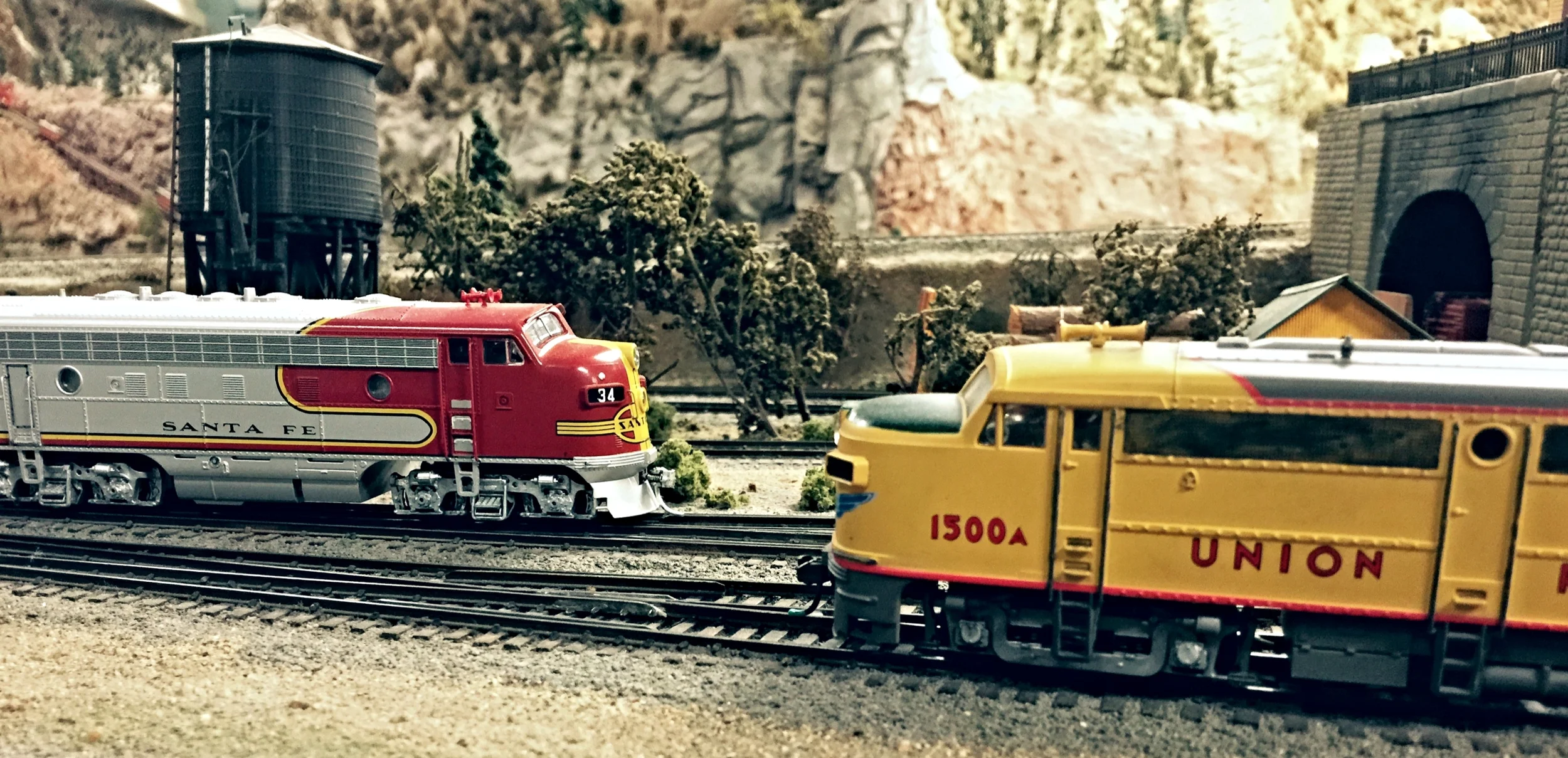 Jerry Duncan's Super Chief approaches the entrance to Del Mar Passenger terminal while the UP City of San Francisco waits for clearance to depart.