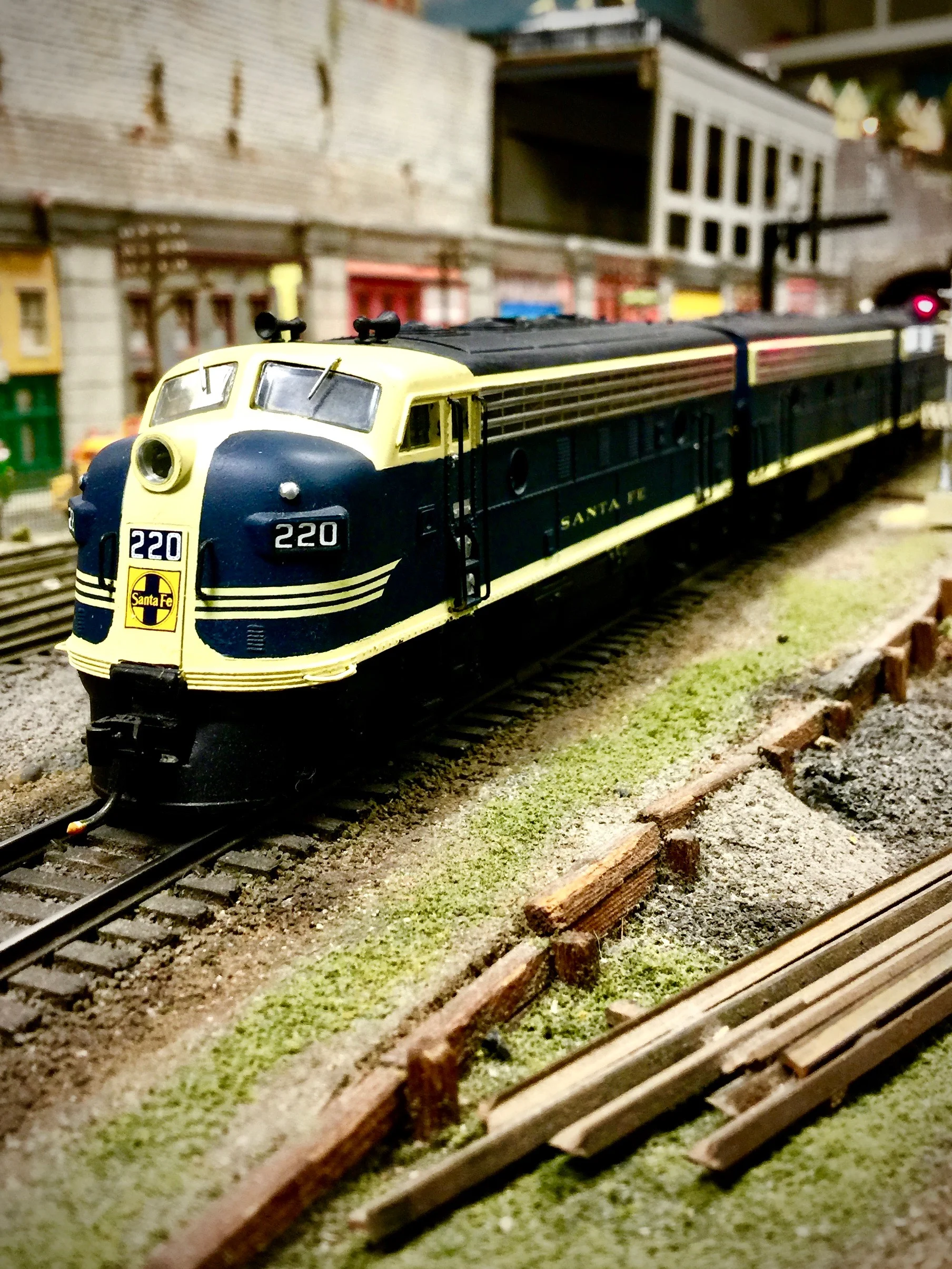 Jerry Duncan, Modeler
