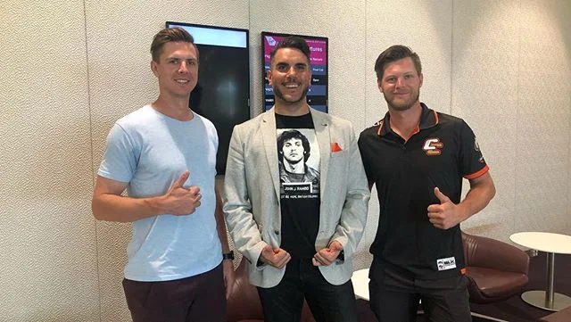 Good to catch up with PERKINS POWER prior to DEFENDING THE CAPITAL! 👉 swipe along🎥 @canberracavalry 🧡#PELLINGTHEORANGE