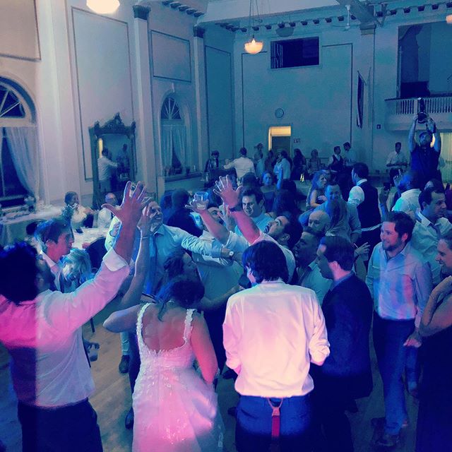 I love it when the bride and groom love to dance and rock the dance floor all night! Congrats Tyler and Niki!