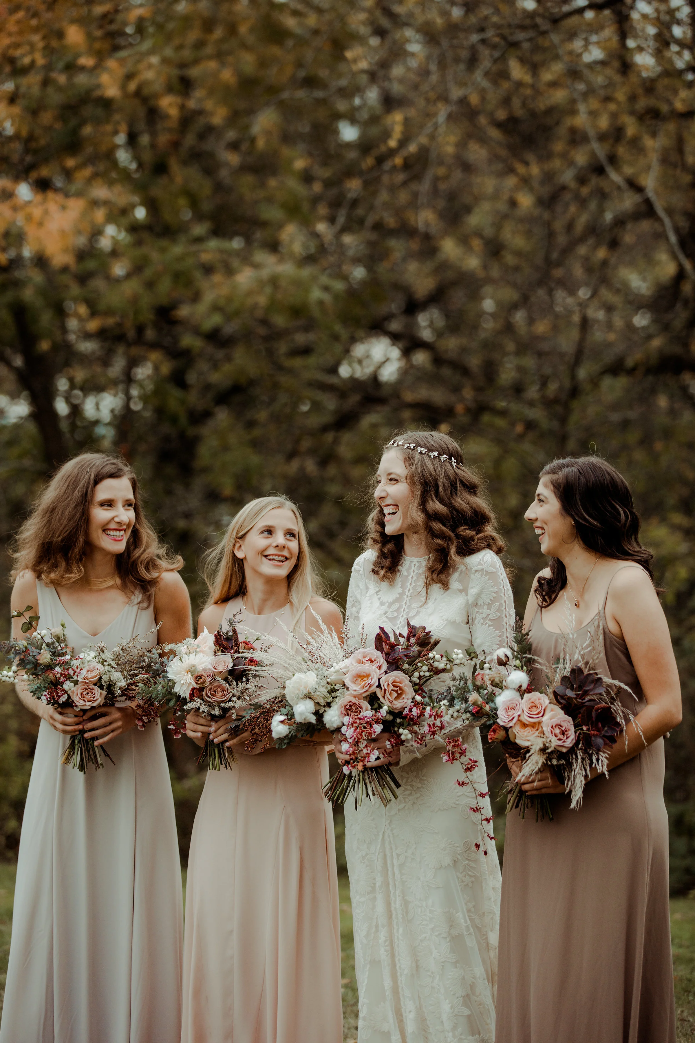 Photo By: Megan Yanz / Floral By: Frontier Flowers of Fontana