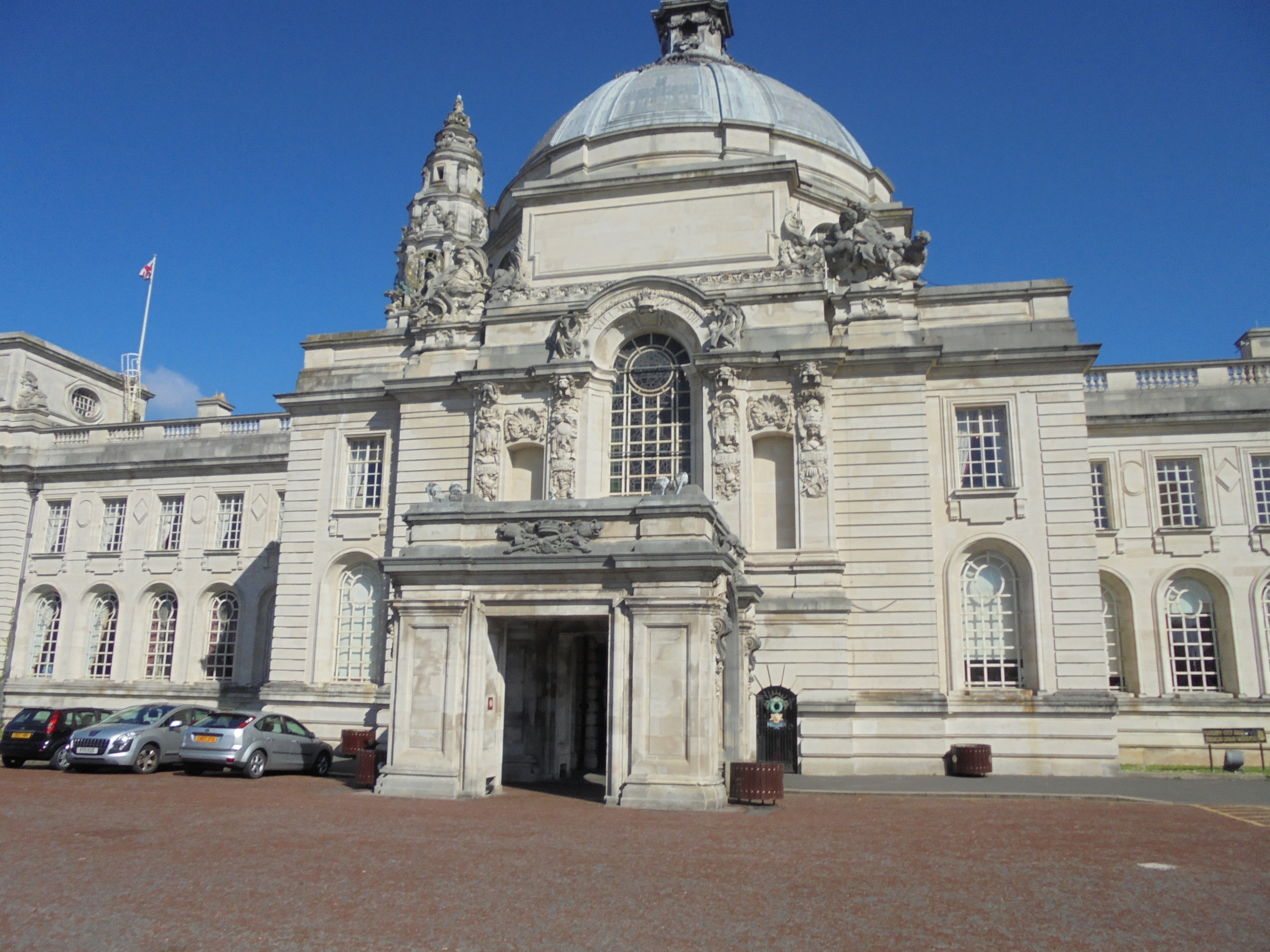 Cardiff City Hall