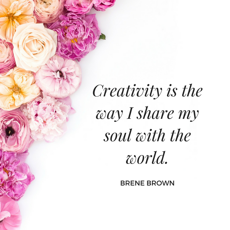 Create a beautiful Instaquote graphic with your fav inspirational quote and fav Haute Stock floral photo. To see more floral graphic examples, click here to view the full article!
