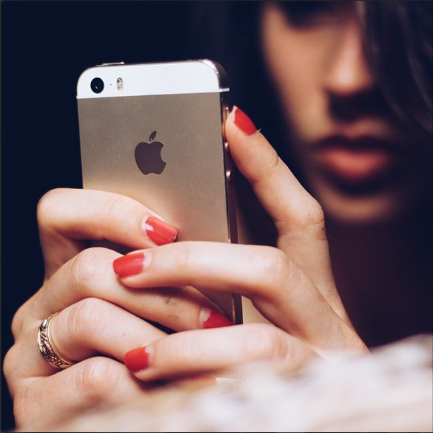 rednails.png