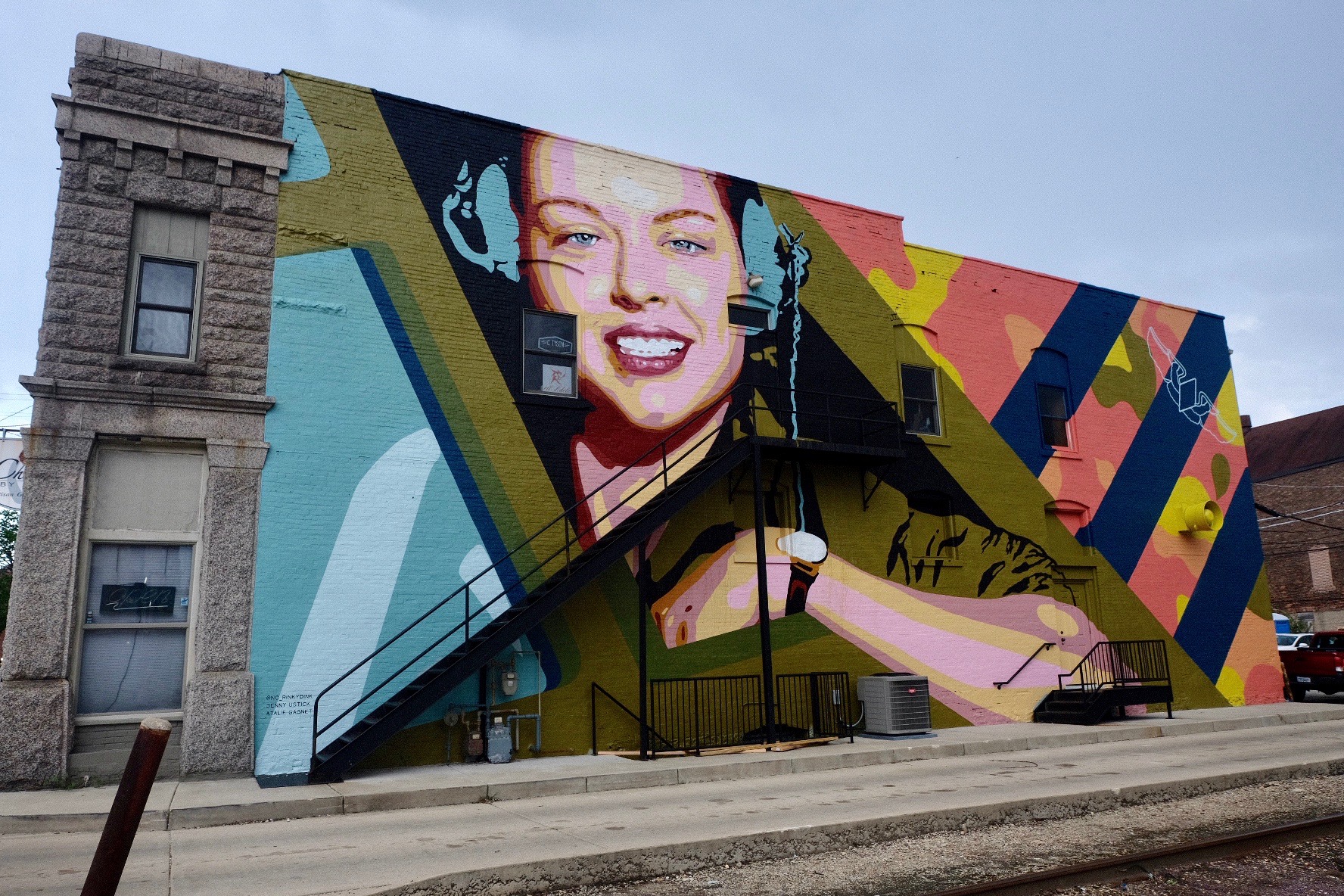 Elizabeth Remba Gardner - Rockford, Illinois CRE8IV Mural Festival