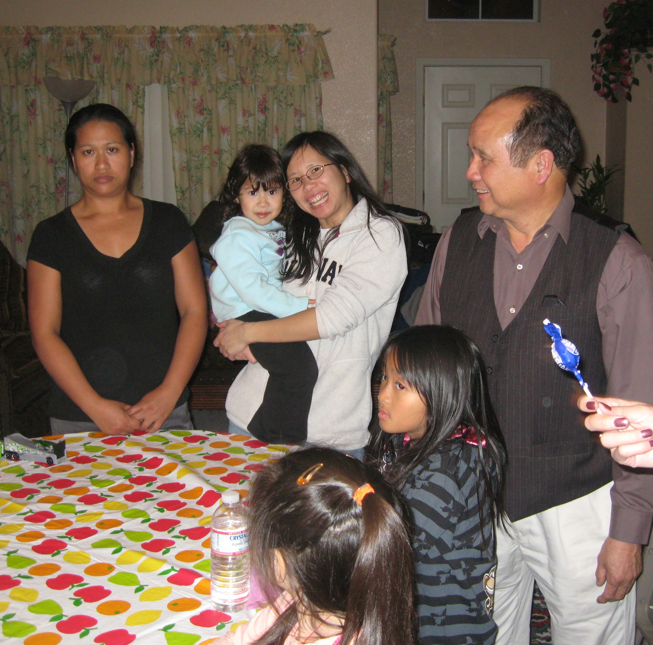 sinhbd005.jpg