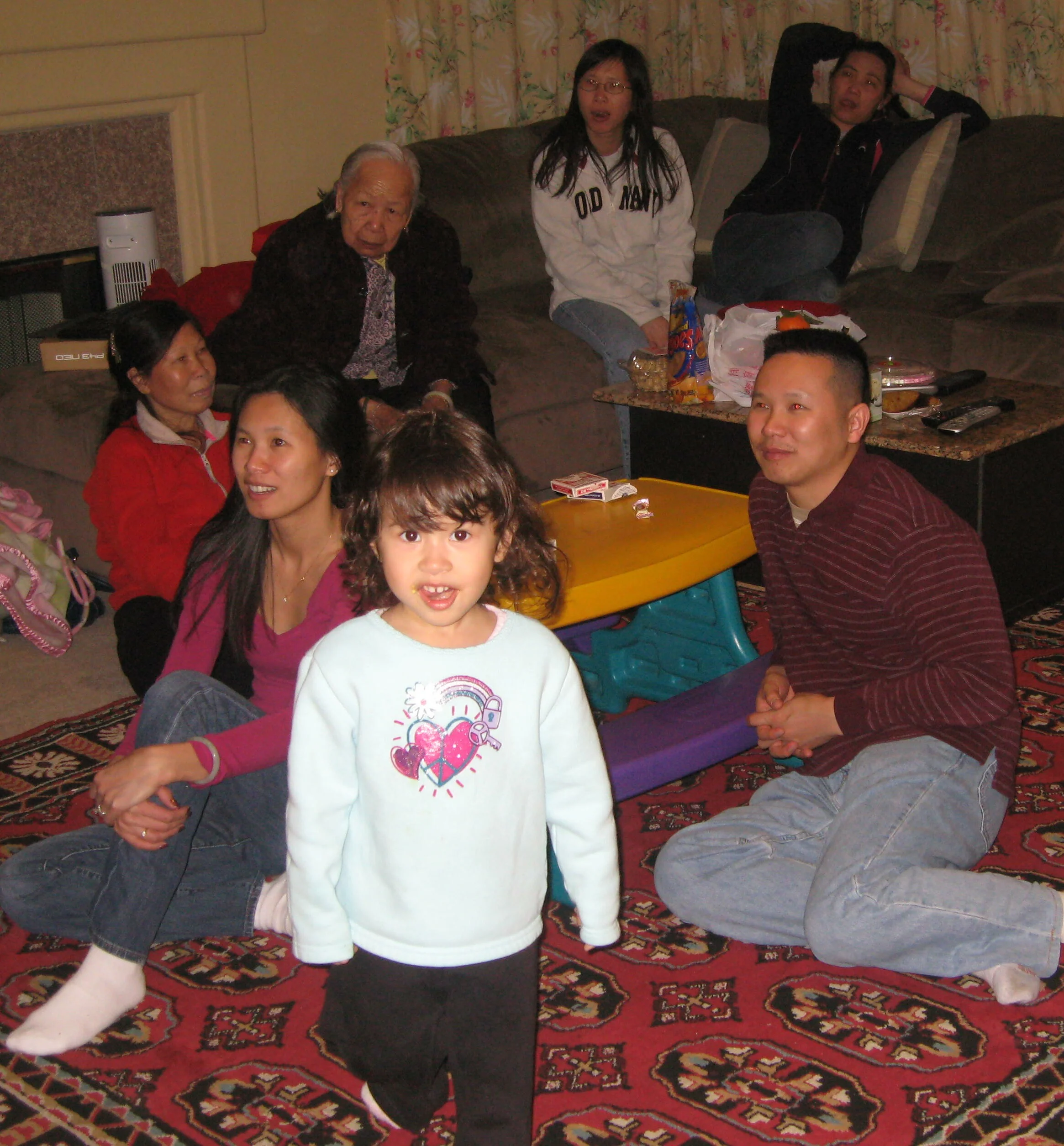 sinhbd018.jpg