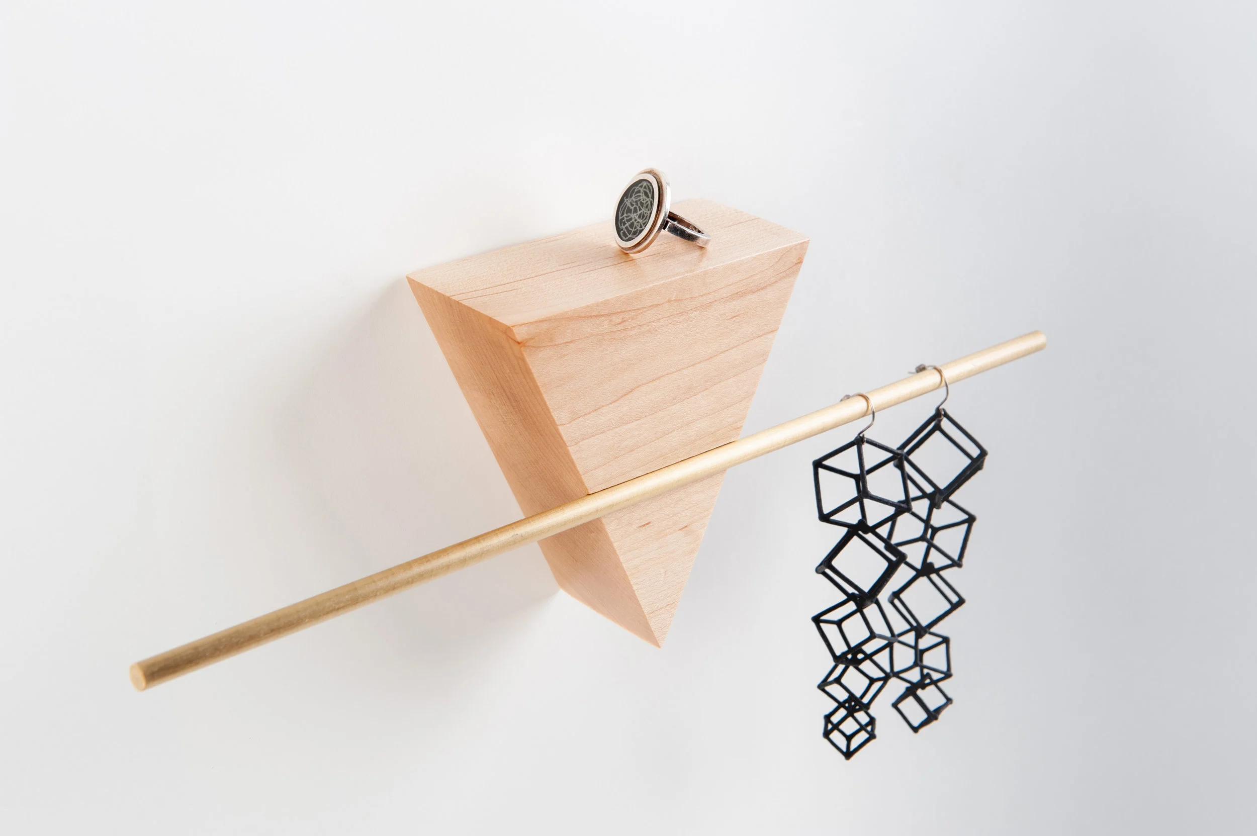 9_Support  bijoux.jpg