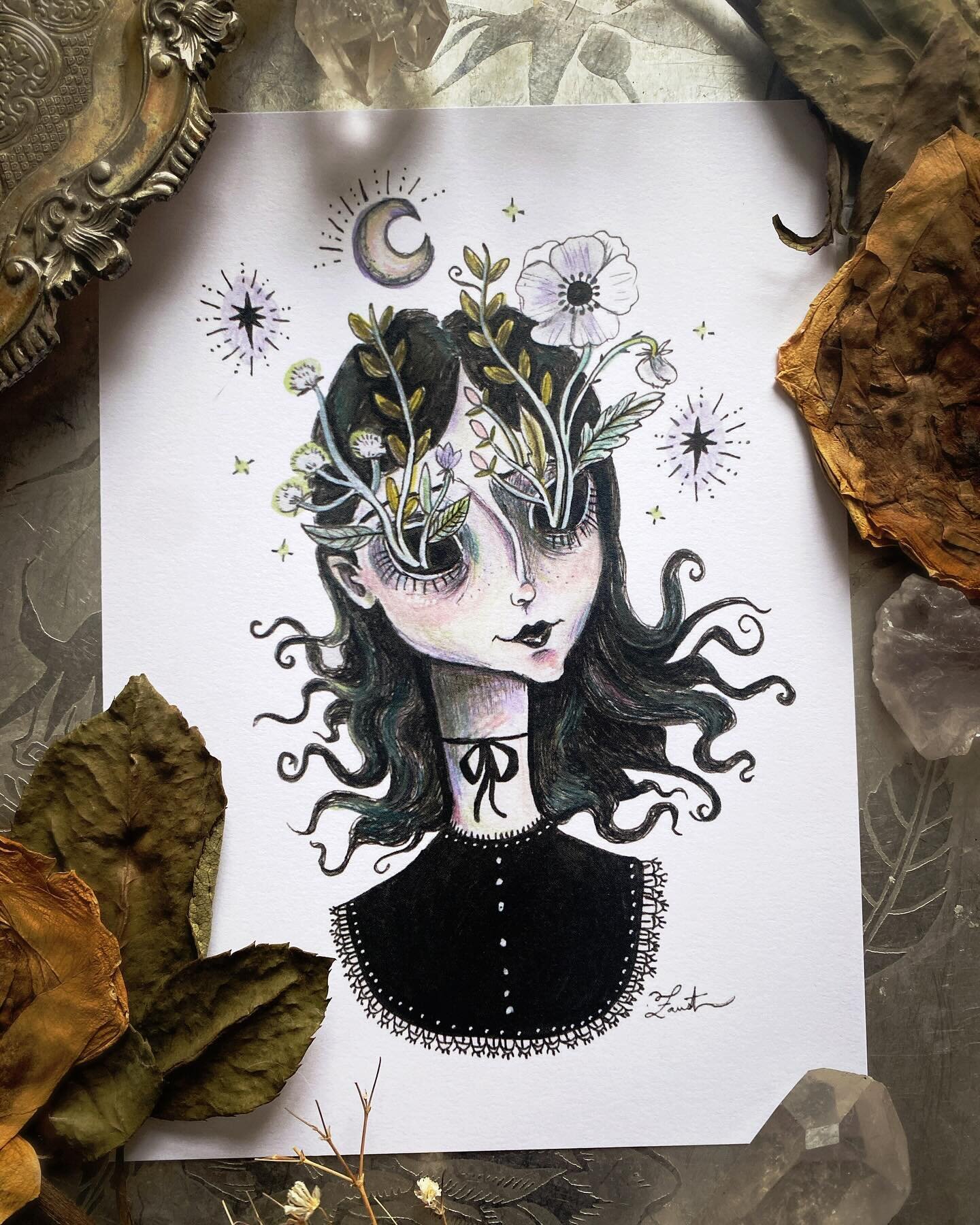 Spring vibessss👁️🌸🌿🌼👁️ I&rsquo;ve got a bunch of NEW &amp; restocking prints coming at ya this Friday! 
First up for the previews: 
👁️Flower Eyes 
🔮Midnight Magick
👻Never Alone

*I am realizing now as I post this, that these are all eye relat