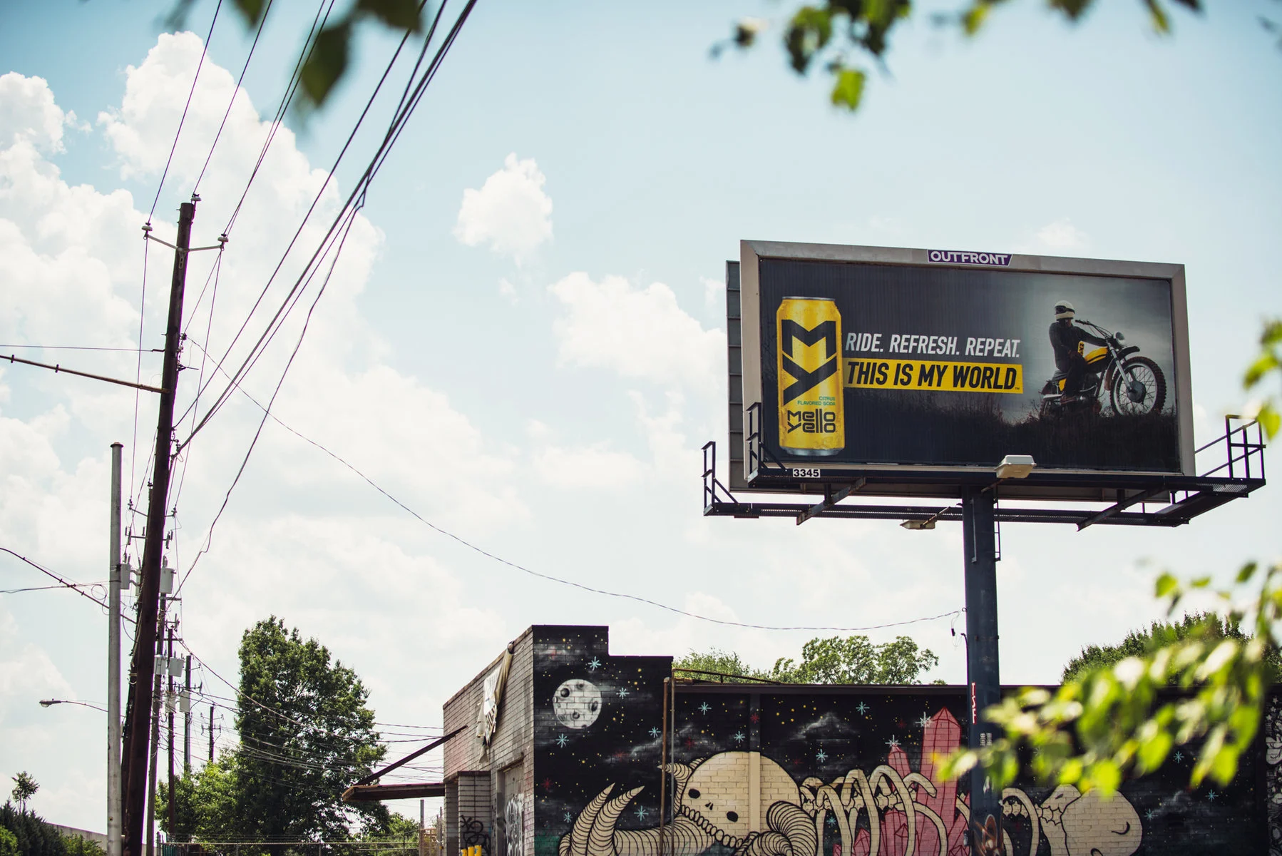 matthew-jones-mello-yello-billboard-in-atlanta-ga-1637501.jpg