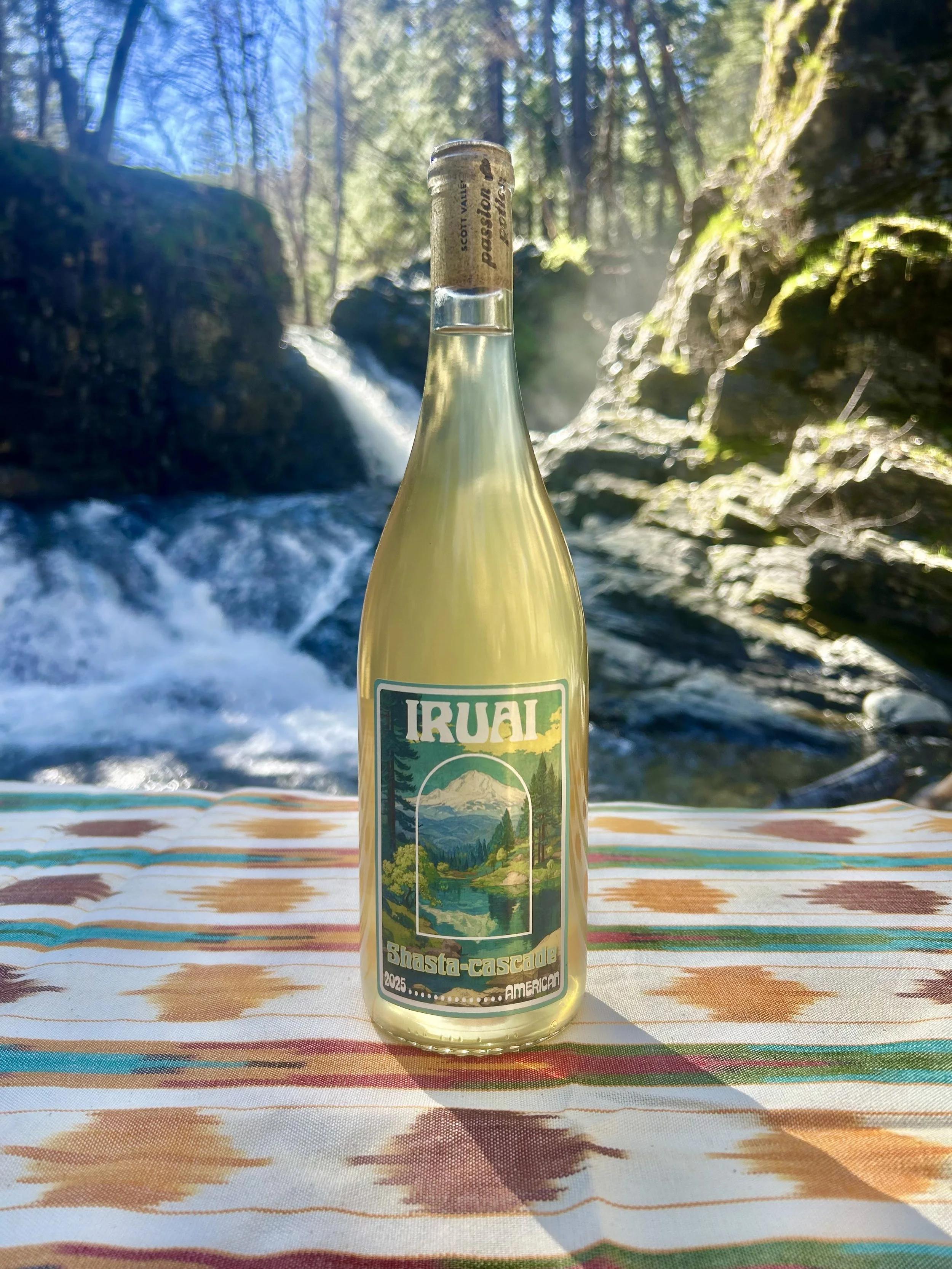 2025 'Shasta-Cascade White - $27