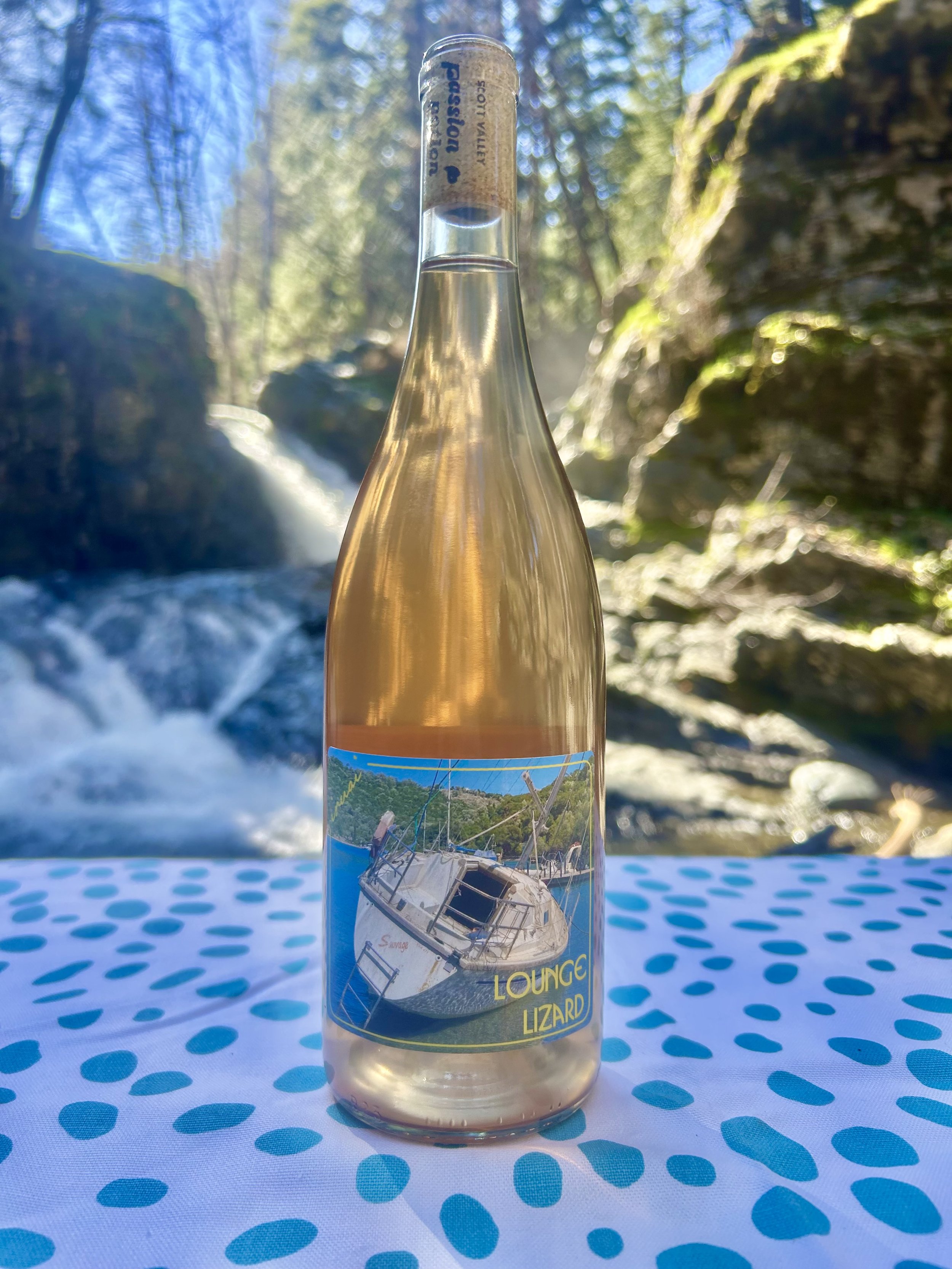 2025 iruai 'Lounge Lizard' Rosé