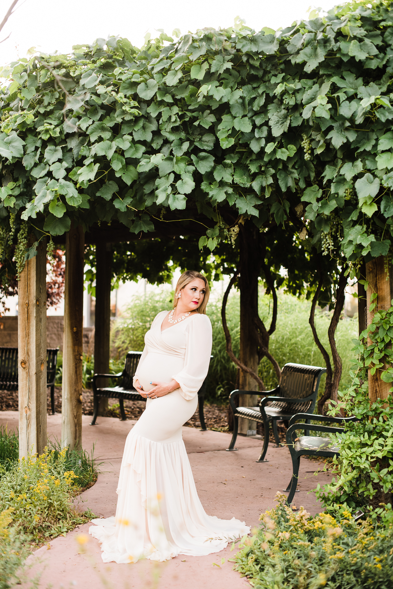 Albuquerque maternity photographer-26.jpg