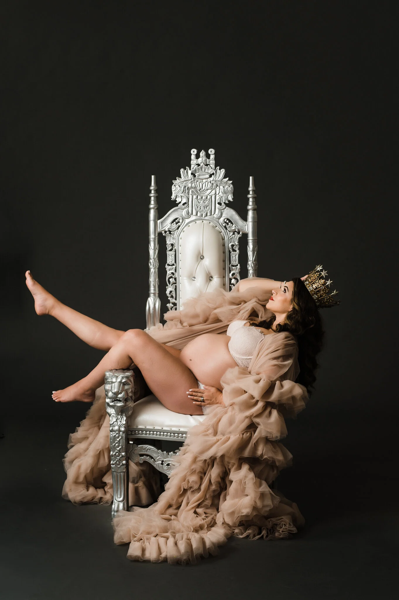 Albuquerque studio matenity photographer 10.jpg