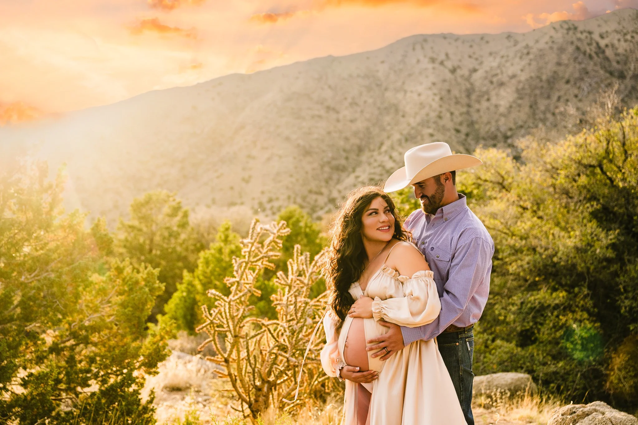 Albuquerque maternity photographer | Santa Fe maternity photographer | New Mexico maternity photographer