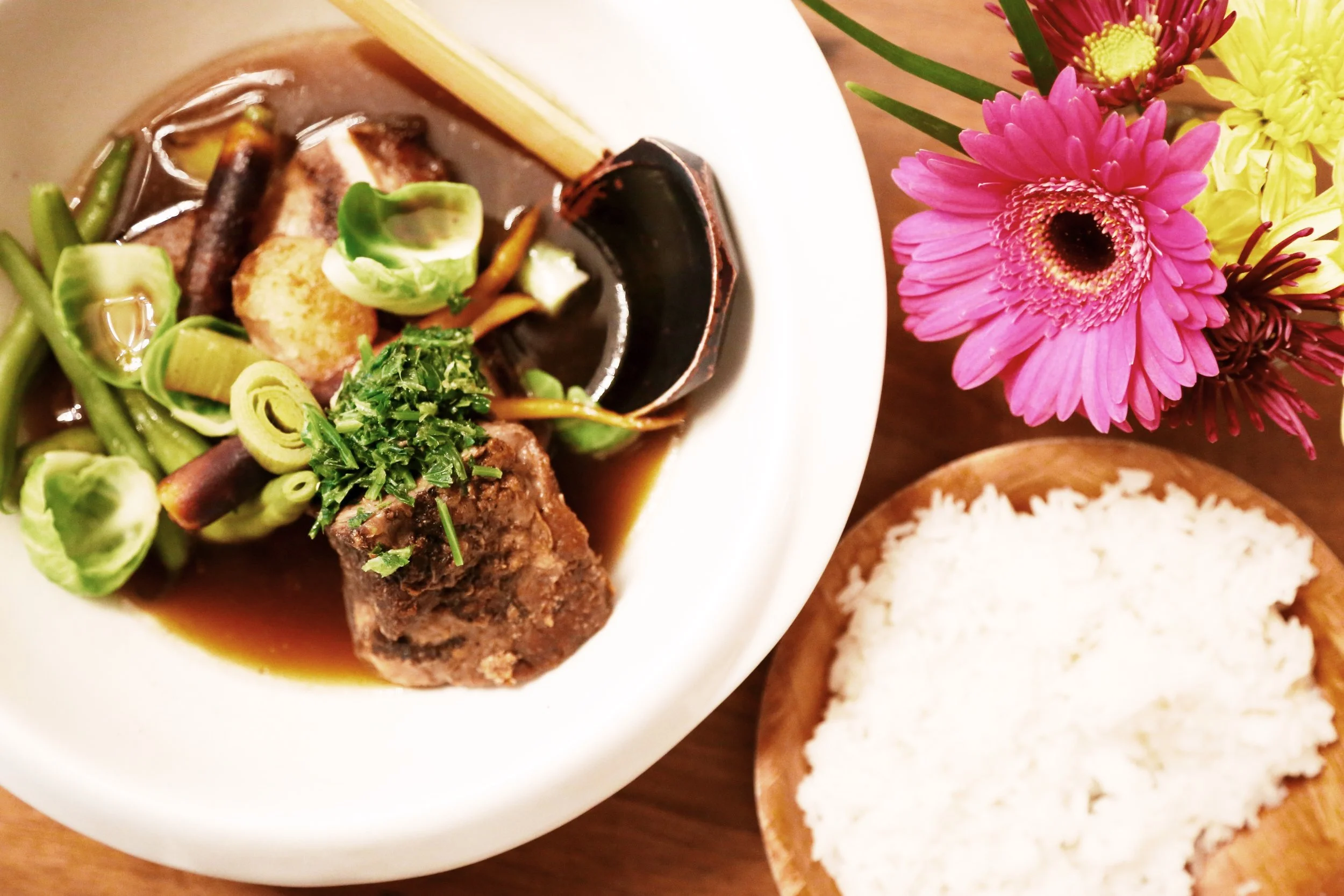 Beef Bulalo - Lamesa Restaurant, Toronto Photo by Joey Salmingo