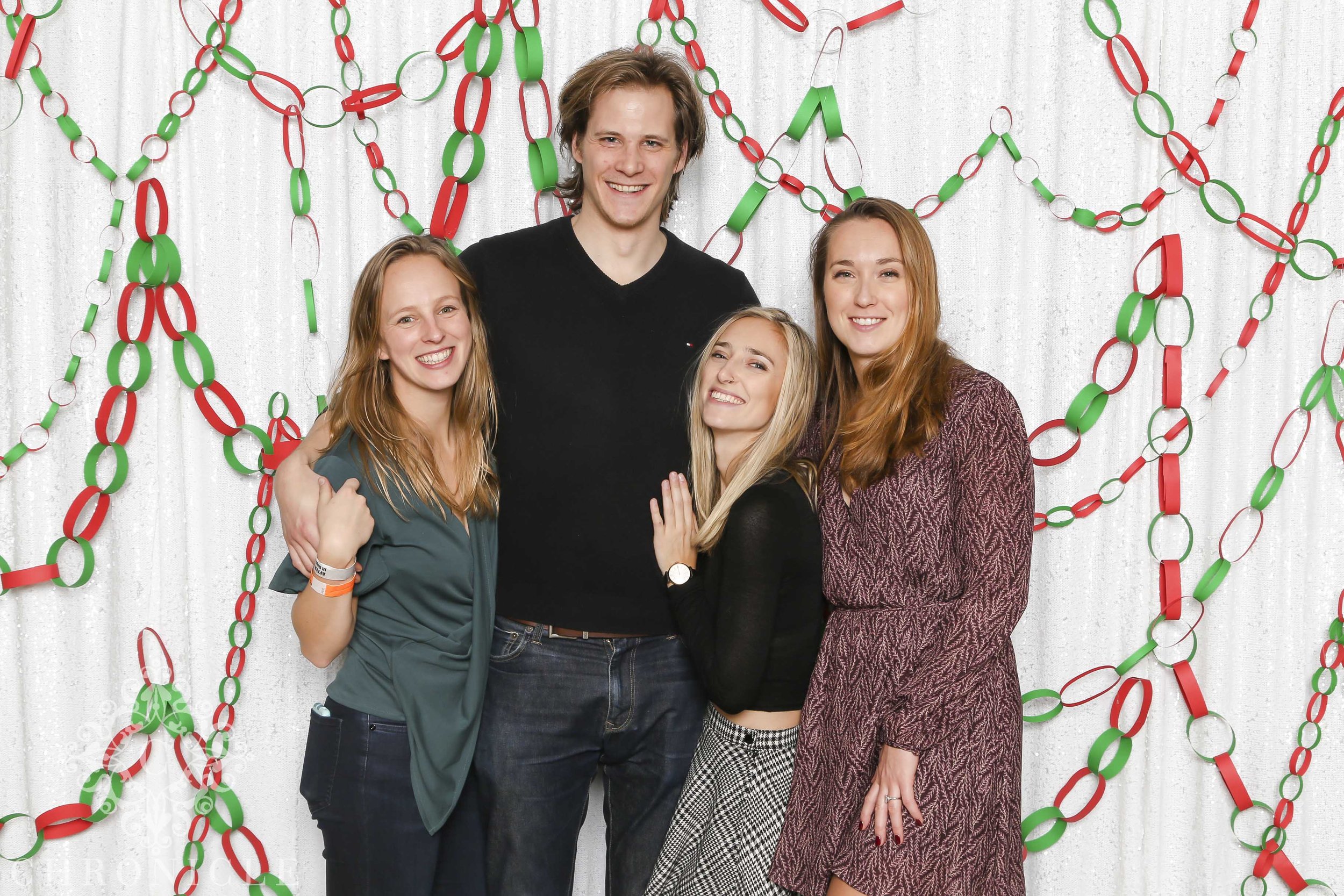 JR Digs AcousticXmas-31.jpg