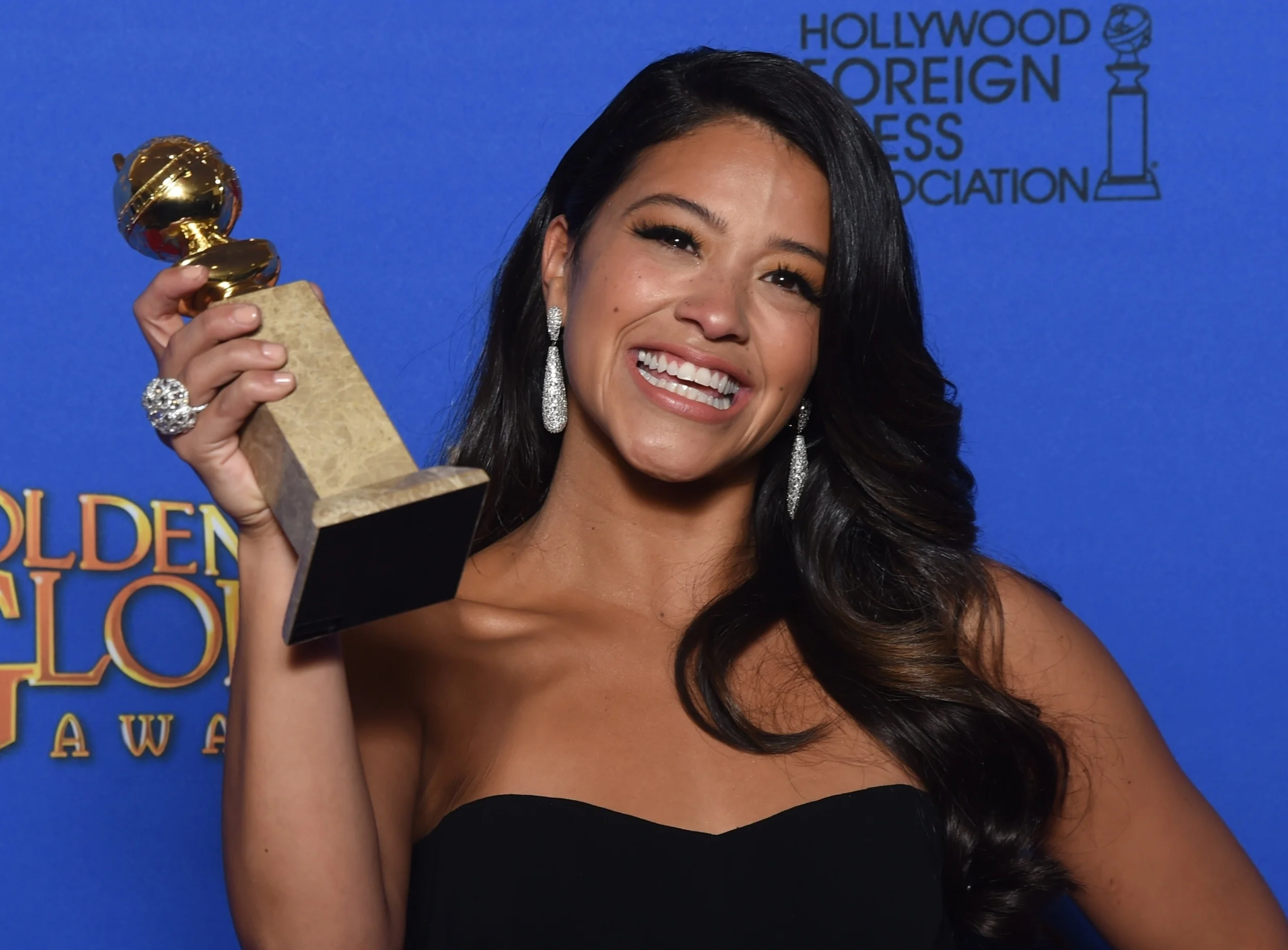gina-rodriguez_0.jpg