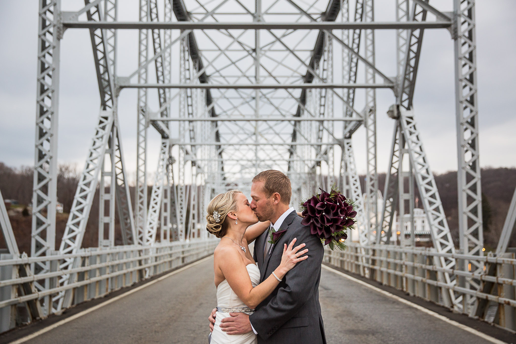 Tanya & Ken's Riverhouse Wedding