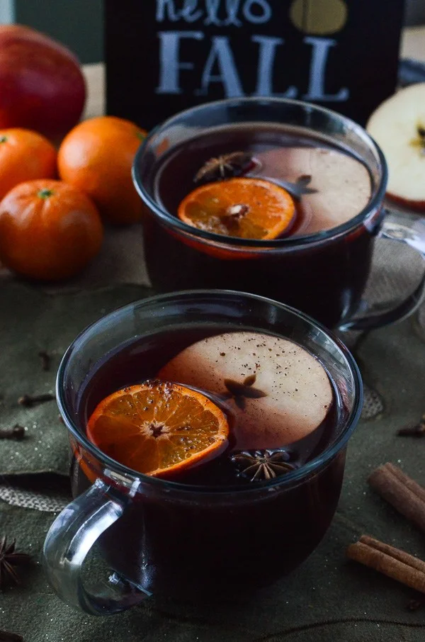 Hot-Mulled-Apple-Cider-Sangria-2.jpg