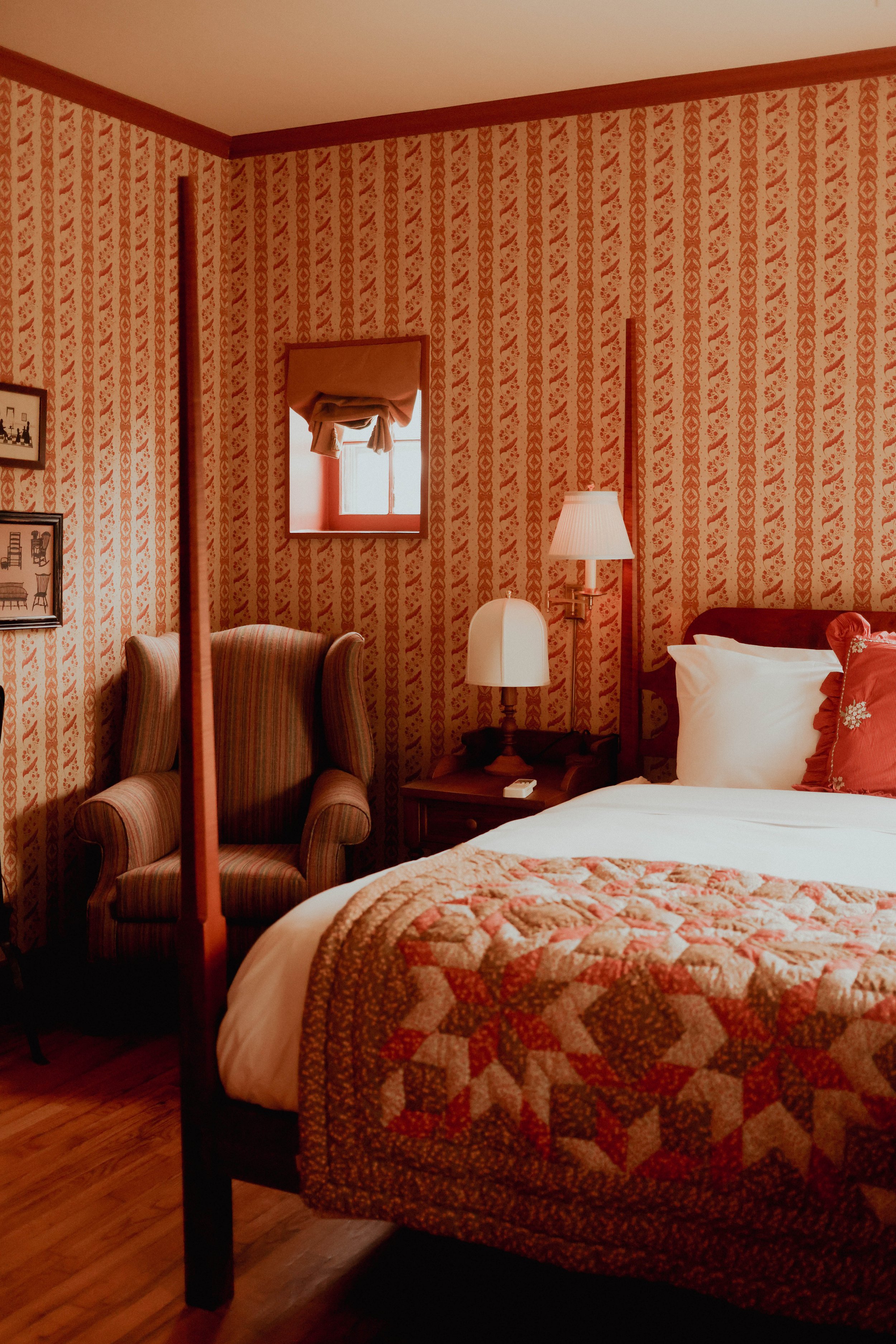The Six Bells Countryside Inn: A Visit — folk