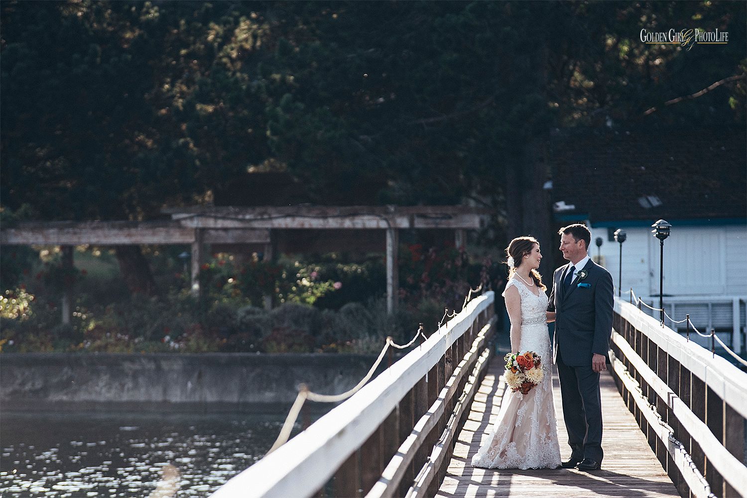 Kiana Lodge waterfront autumn wedding