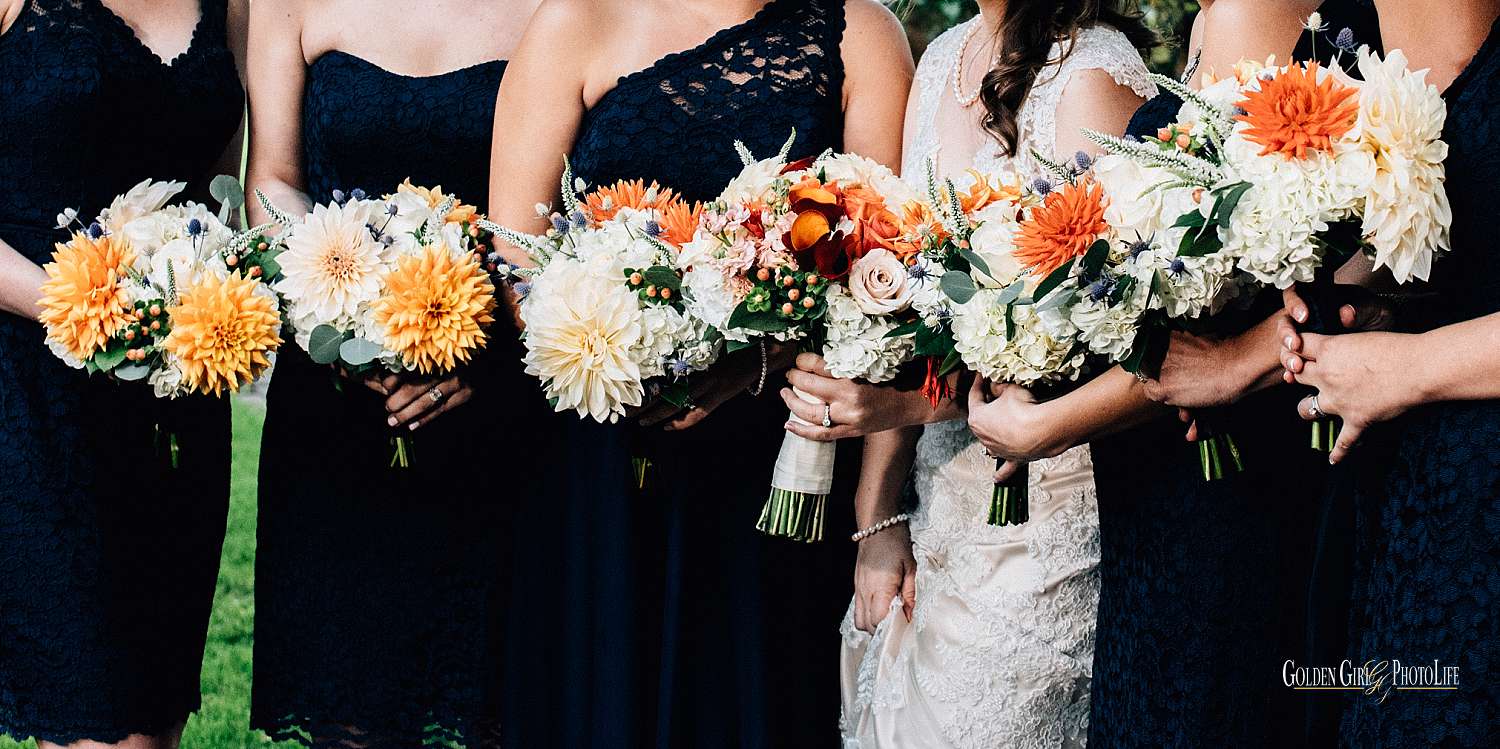 Kiana Lodge Bainbridge Island autumn wedding | florals by Garden Party Flowers