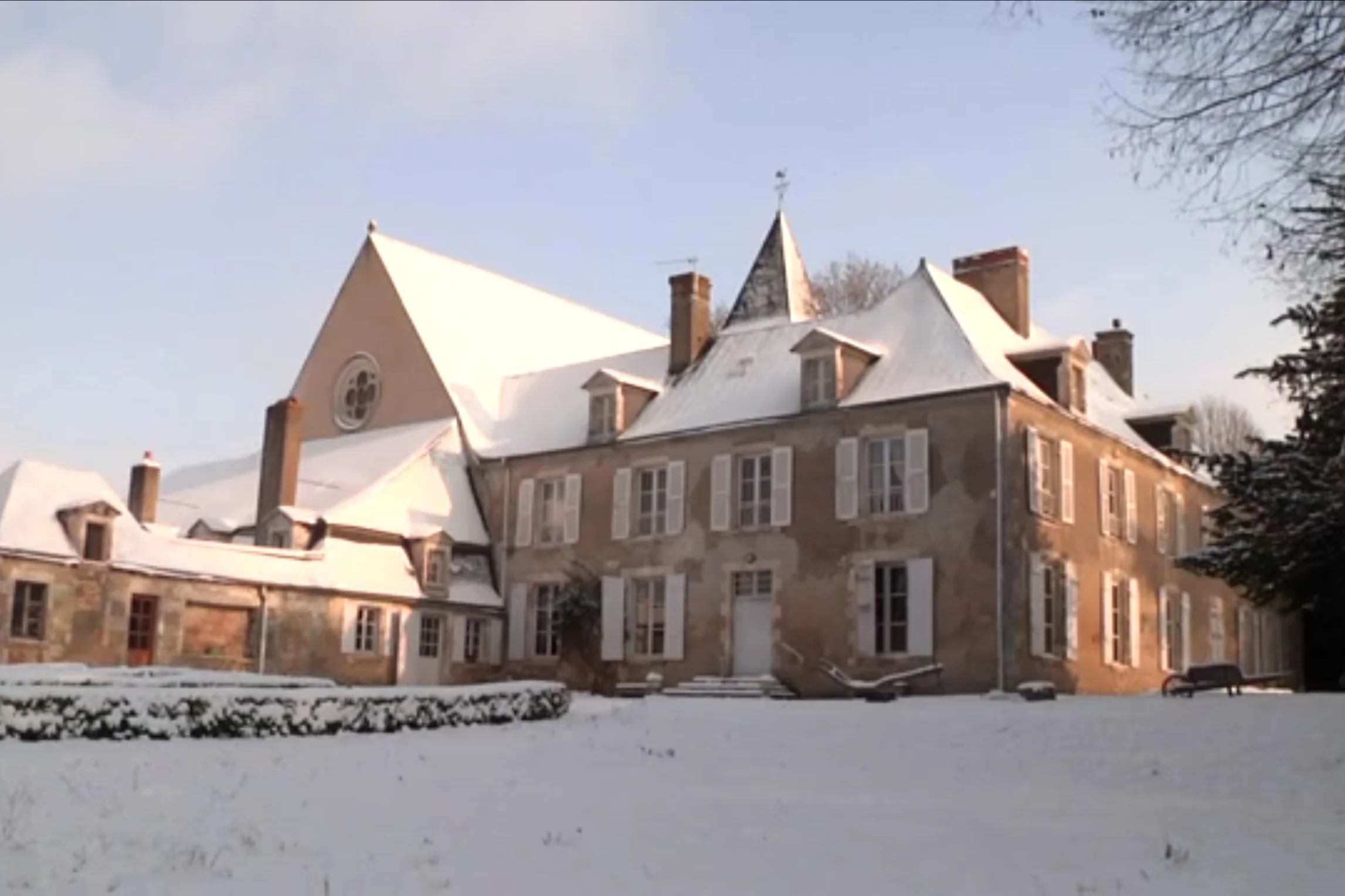 Le Recollets - the Old French Convent.png
