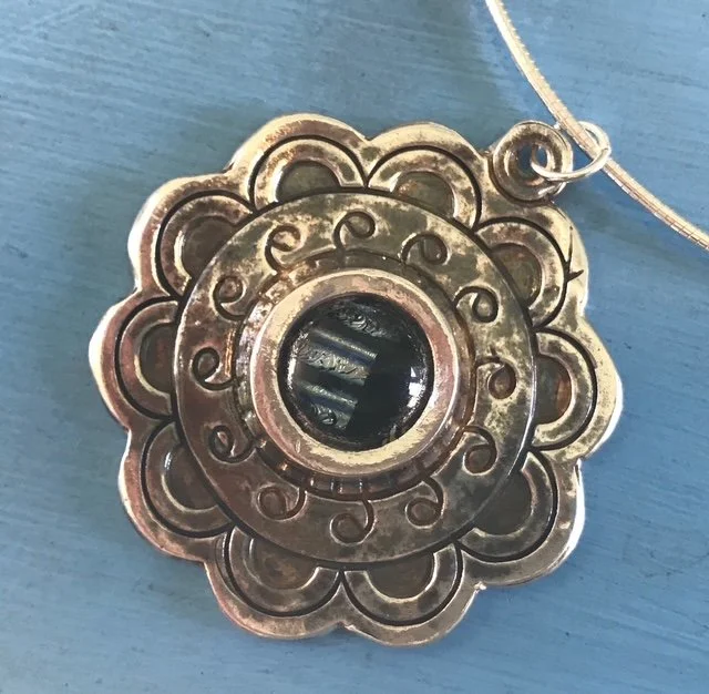 Metal Clay: Stone Setting in a Precious Pendant