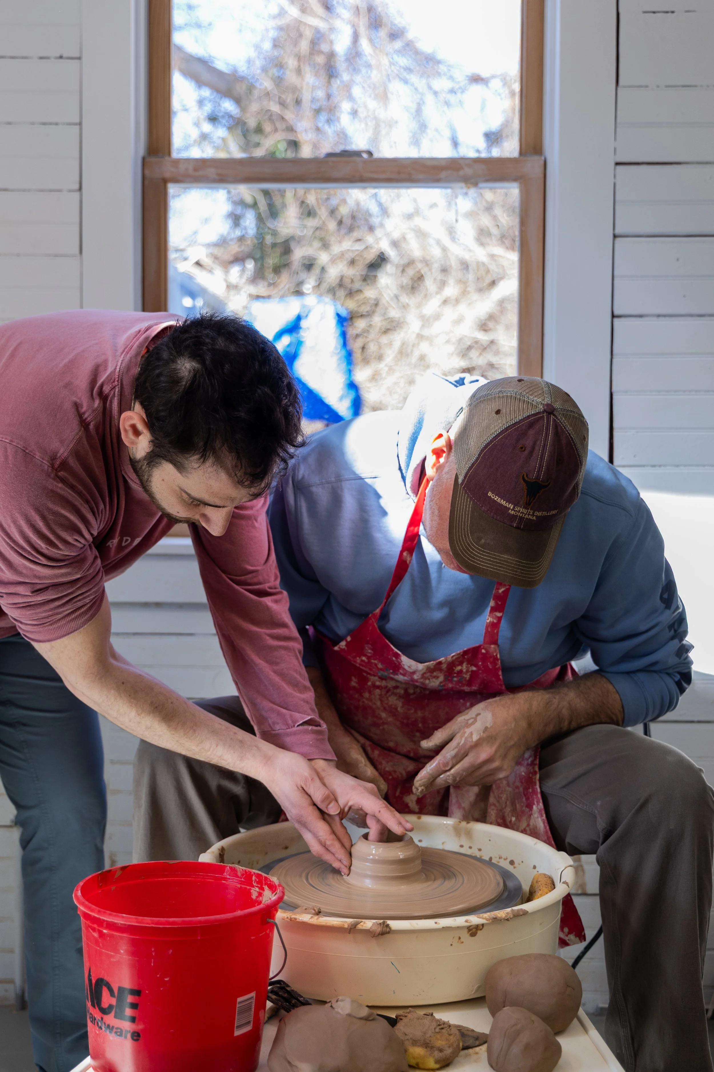 Wheel Throwing and Raku for All Levels (1)
