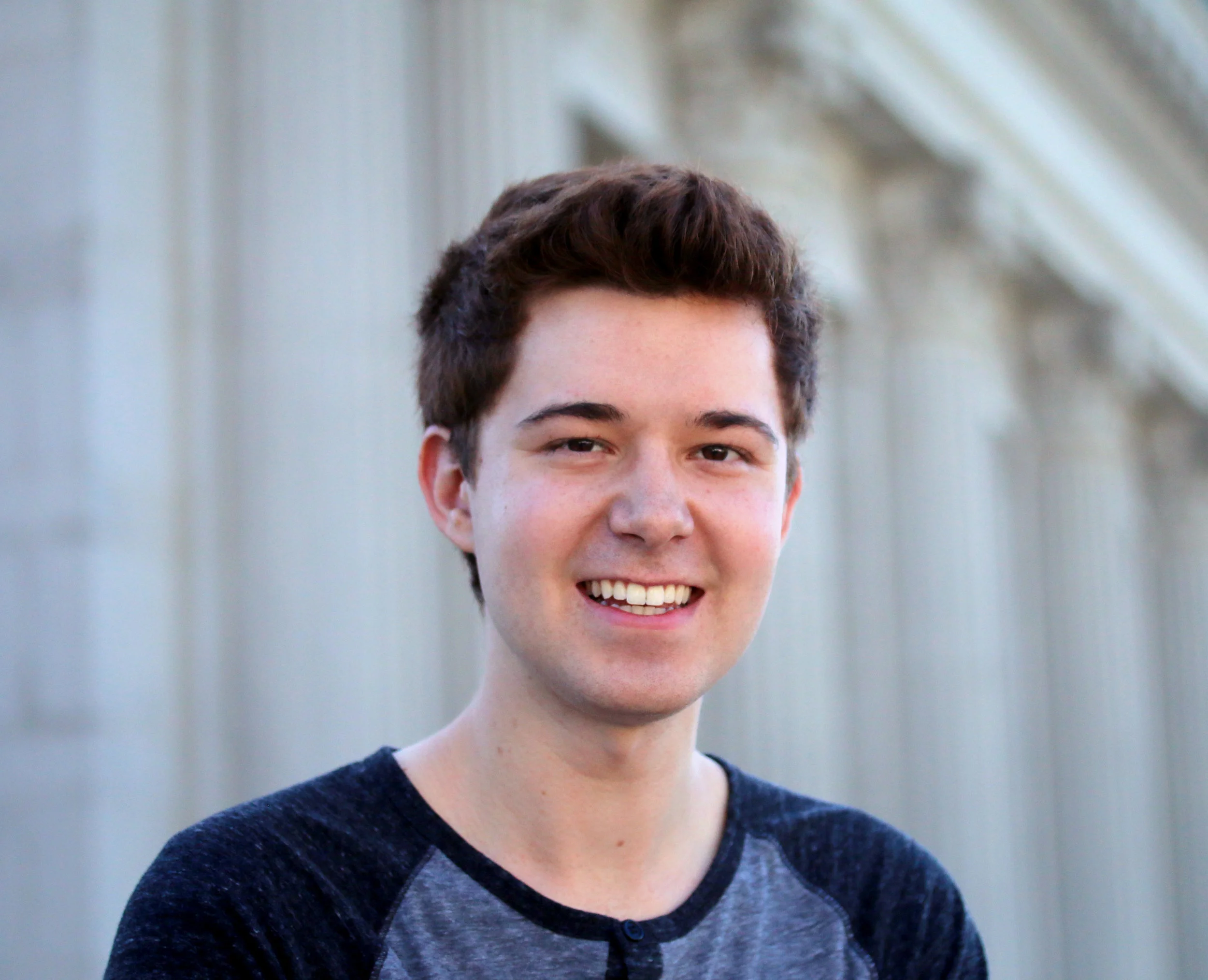 Eric McShane NSF Graduate Research Fellow 3rd year graduate student B.S. Cornell University, 2016 E: ejm293(at)berkeley.edu Eric received his bachelor's degree in Chemical and Biomolecular Engineering from Cornell University in 2016. At Cornell, he studied scalable synthesis methods for Si and Ge nanowires. In the McCloskey lab, he is exploring electrolyte and electrode engineering to enable the rapid charging of graphite anodes.