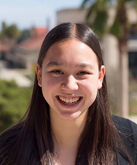 Kara Fong NSF Graduate Research Fellow Berkeley Graduate Study Fellow 2nd year graduate student B.S. Stanford University, 2016 M.Phil. University of Cambridge, 2017 E: karafong(at)berkeley.edu Kara's research focuses on understanding polymer electrolytes for lithium ion batteries using atomistic computational methods. She is co-advised by Prof. Kristin Persson at LBNL. Outside of lab, Kara enjoys biking, baking, and tie-dyeing.