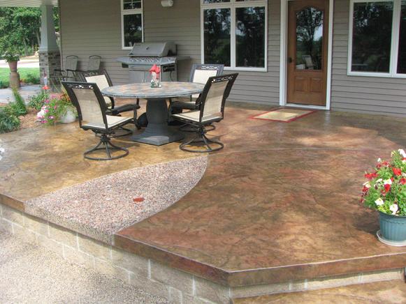Stamped Patio with Agate Design