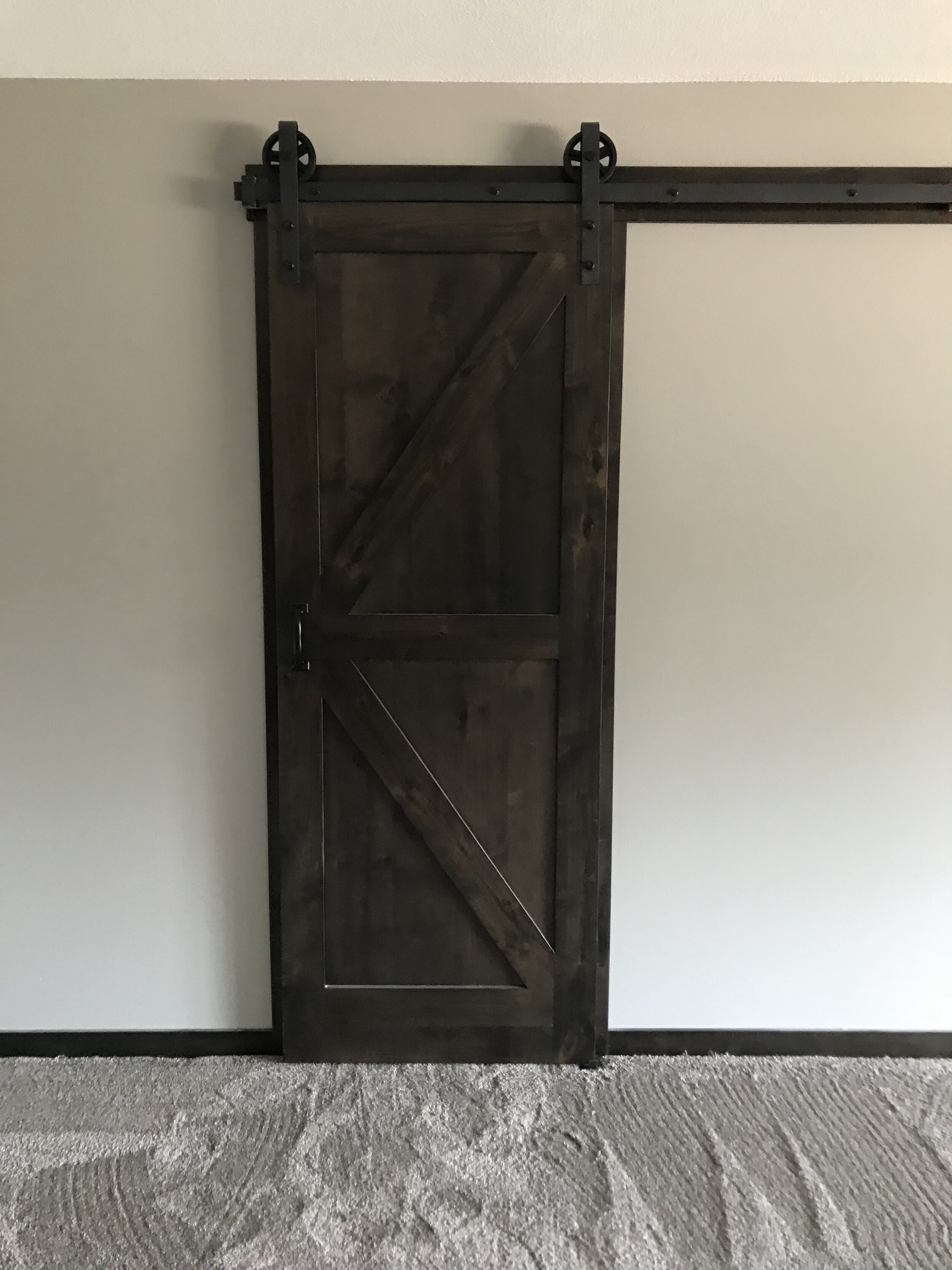 Nieters barn door.jpg